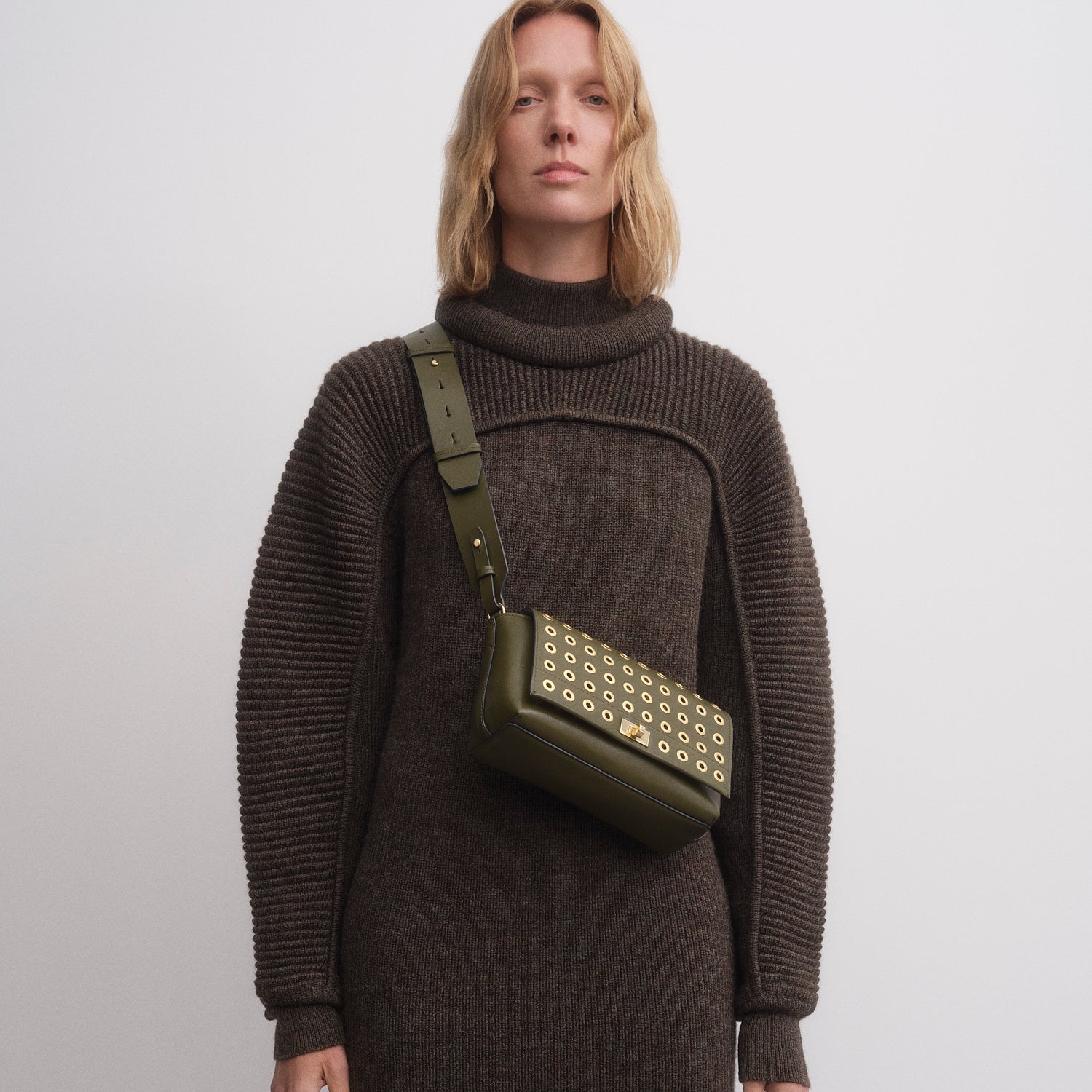 Mortimer Eyelet Cross-body -

          
            Smooth Leather in Bonsai Green -
          

          Anya Hindmarch EU
