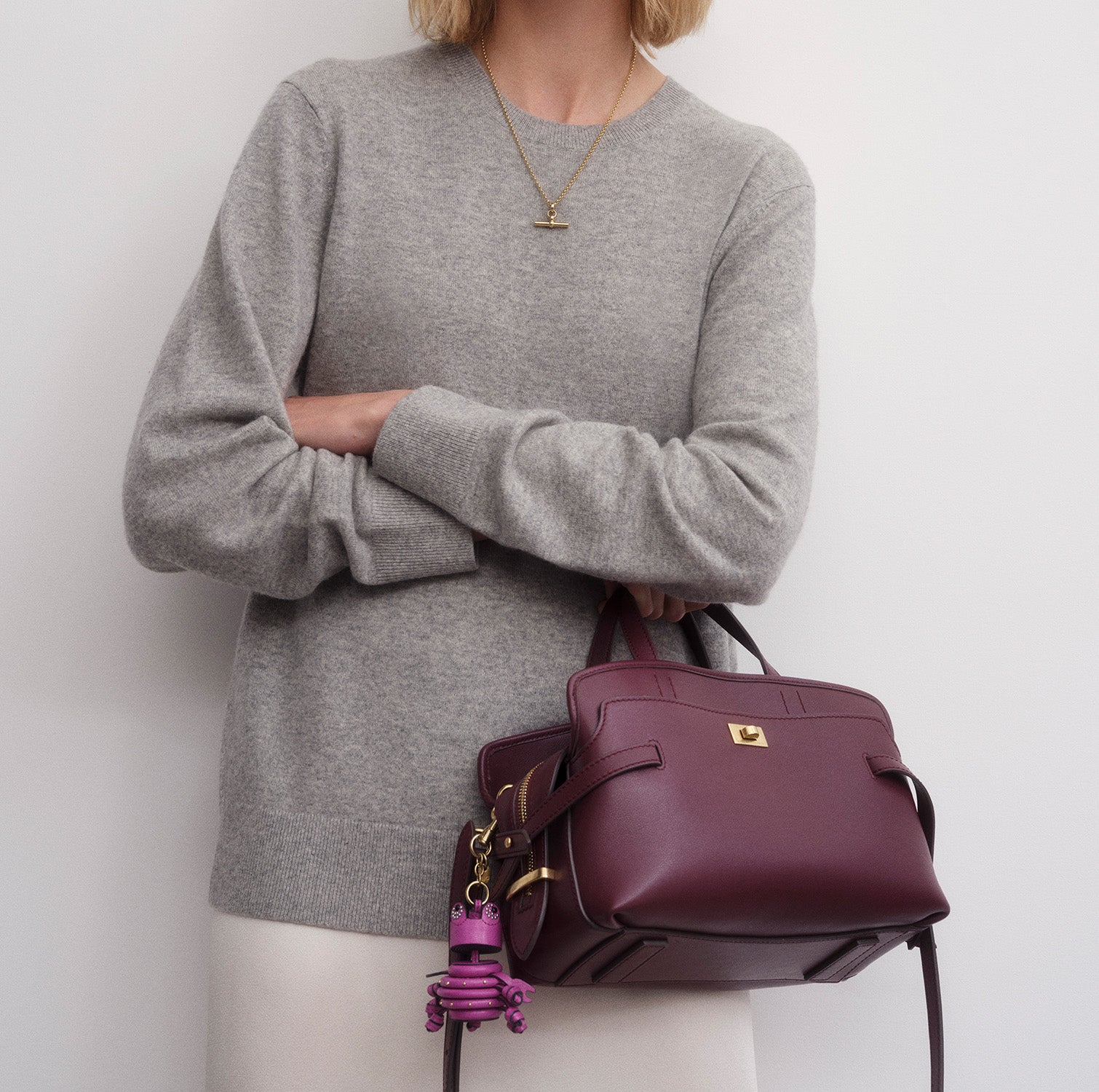 Wilson Cross-body -

          
            Smooth Leather in Orchid Purple -
          

          Anya Hindmarch EU
