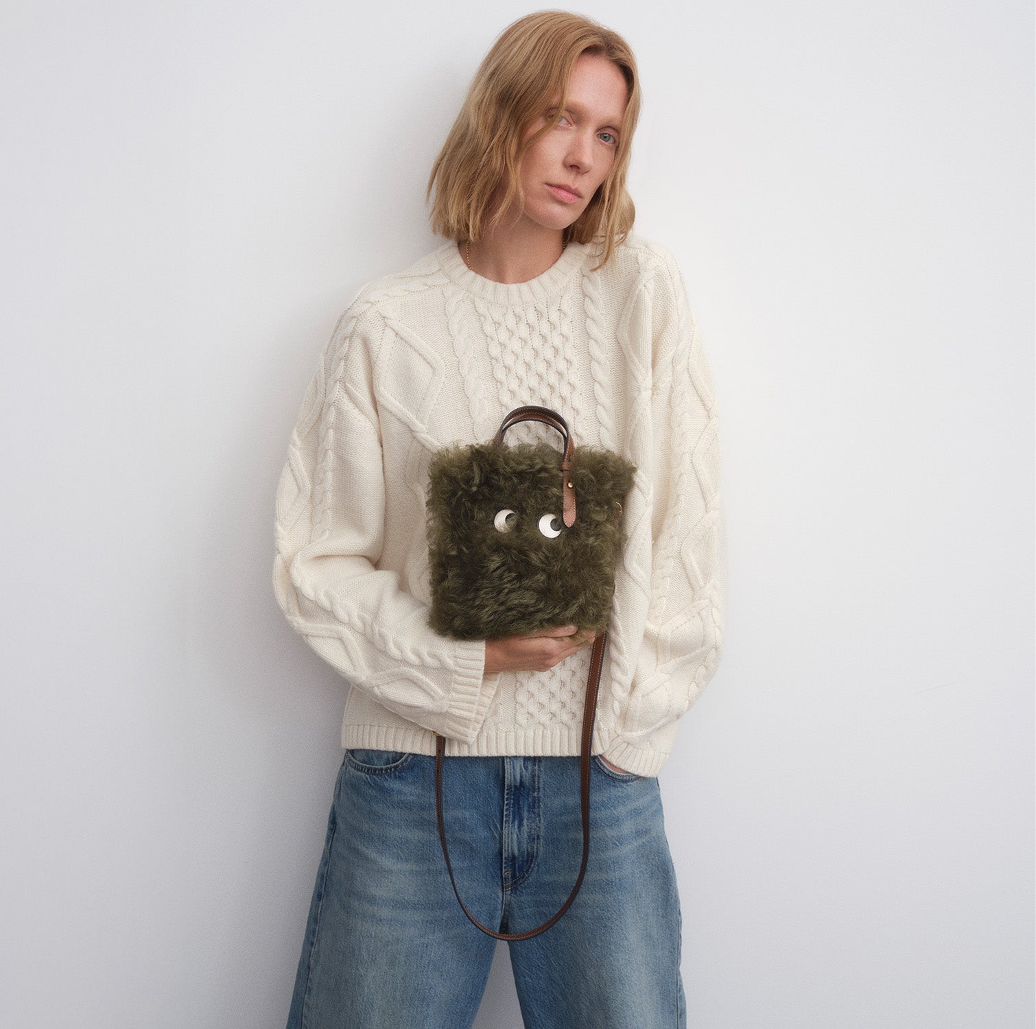 N/S Mini Eyes Shearling Tote -

          
            Shearling/Smooth Leather in Khaki Green -
          

          Anya Hindmarch EU
