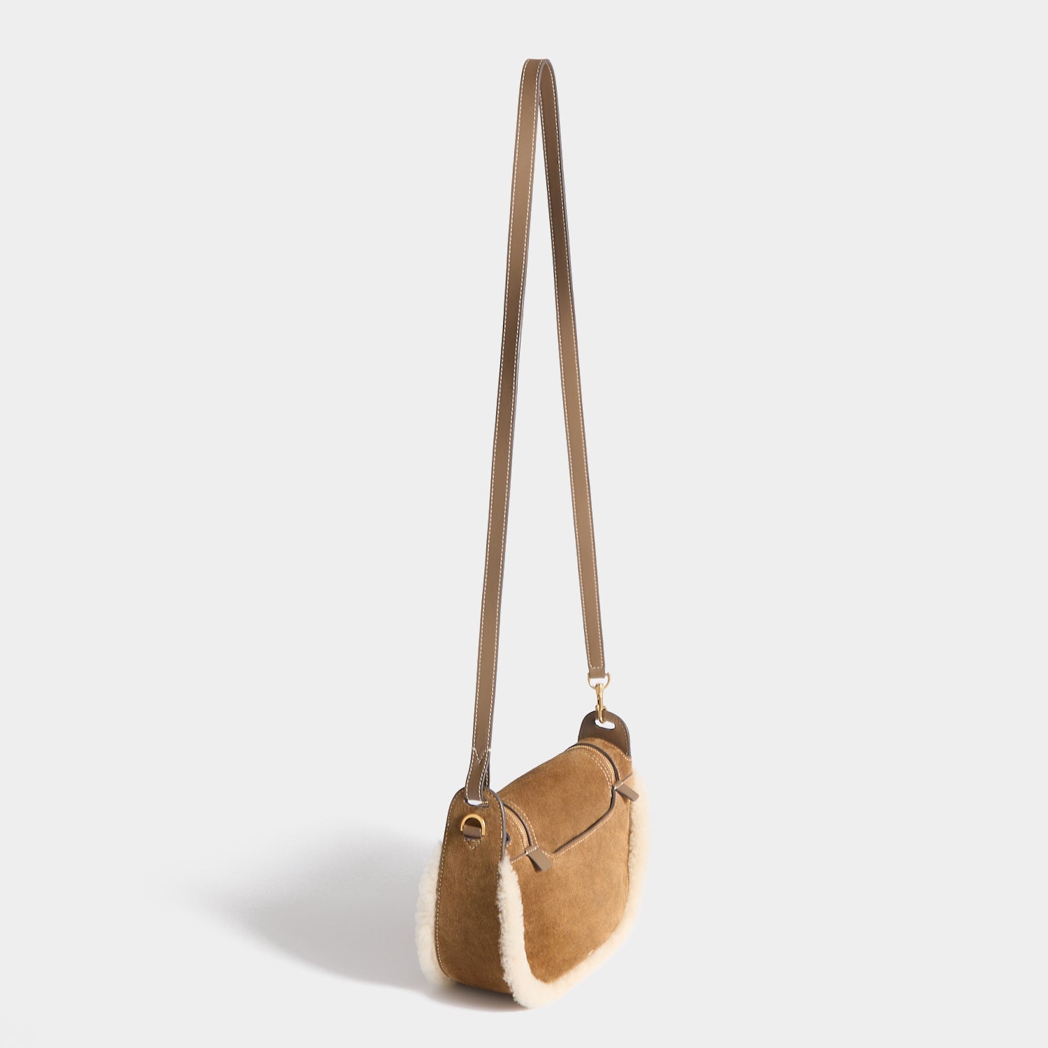 Vere Shearling Two-Way Cross-body -

          
            Shearling/Suede Leather in Moutarde -
          

          Anya Hindmarch EU
