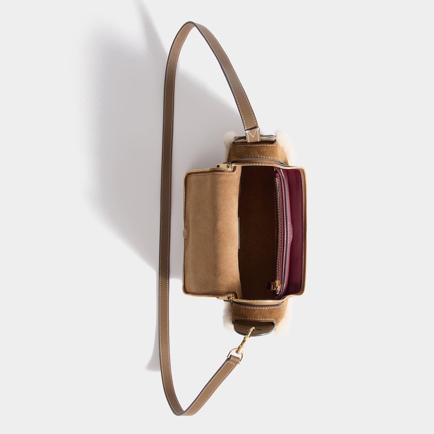 Vere Shearling Two-Way Cross-body -

          
            Shearling/Suede Leather in Moutarde -
          

          Anya Hindmarch EU

