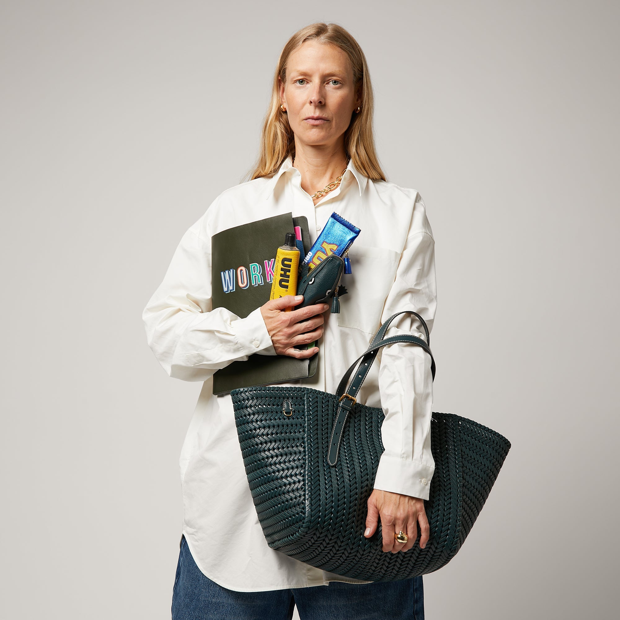 Neeson Square Tote -

                  
                    Capra Leather in Dark Holly -
                  

                  Anya Hindmarch EU
