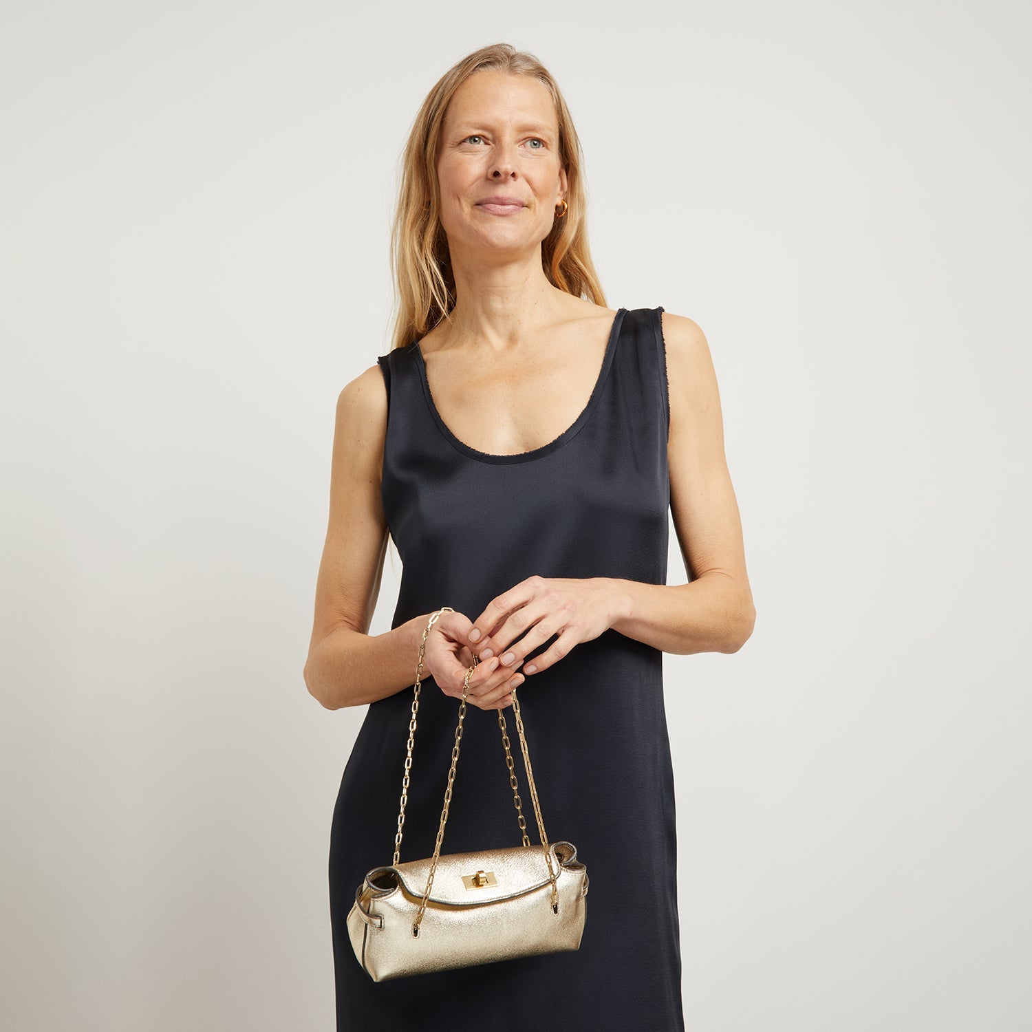 Waverley Shoulder Bag -

                  
                    Nappa Leather in Gold -
                  

                  Anya Hindmarch EU
