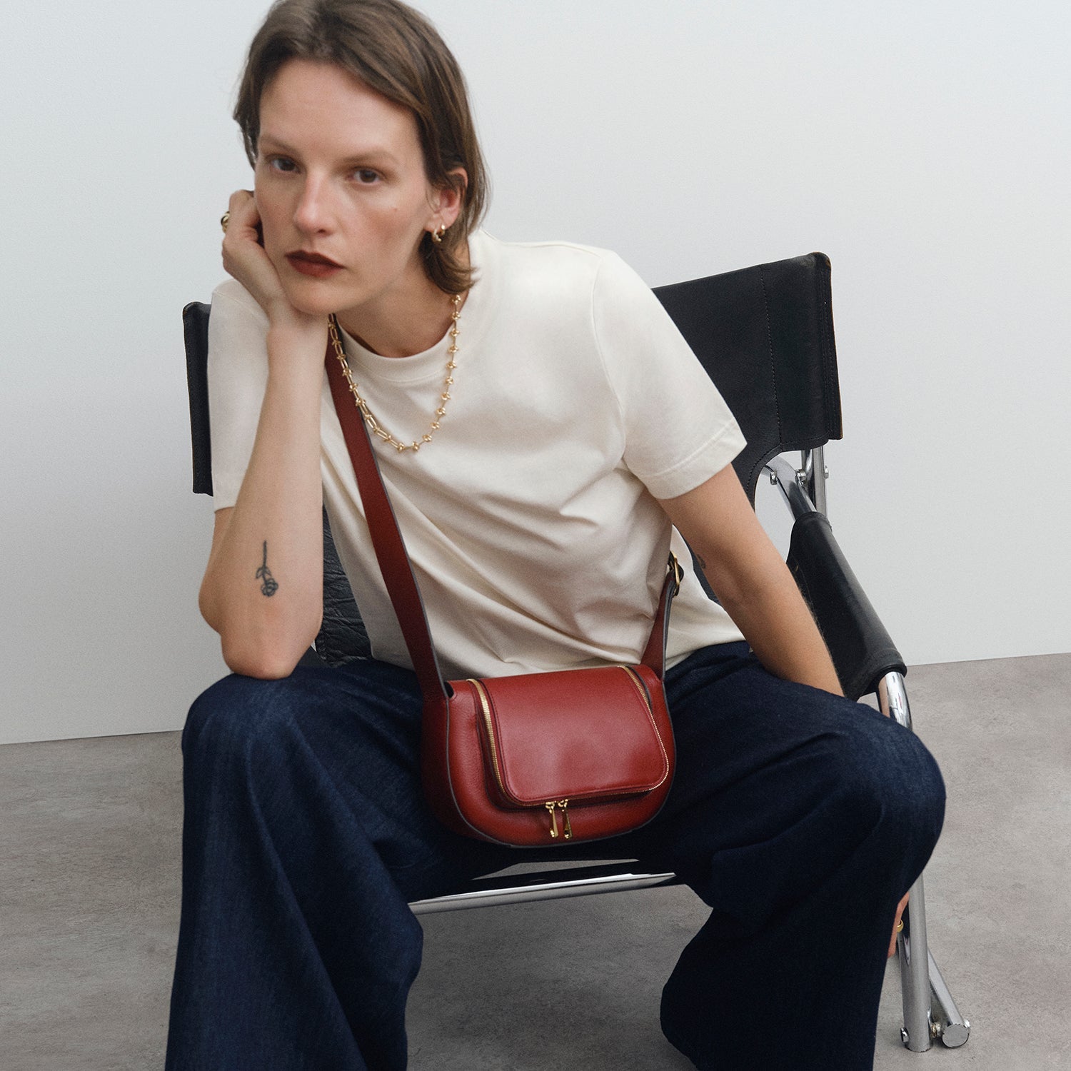 Vere Small Cross-body -

          
            Calf Leather in Vampire -
          

          Anya Hindmarch EU
