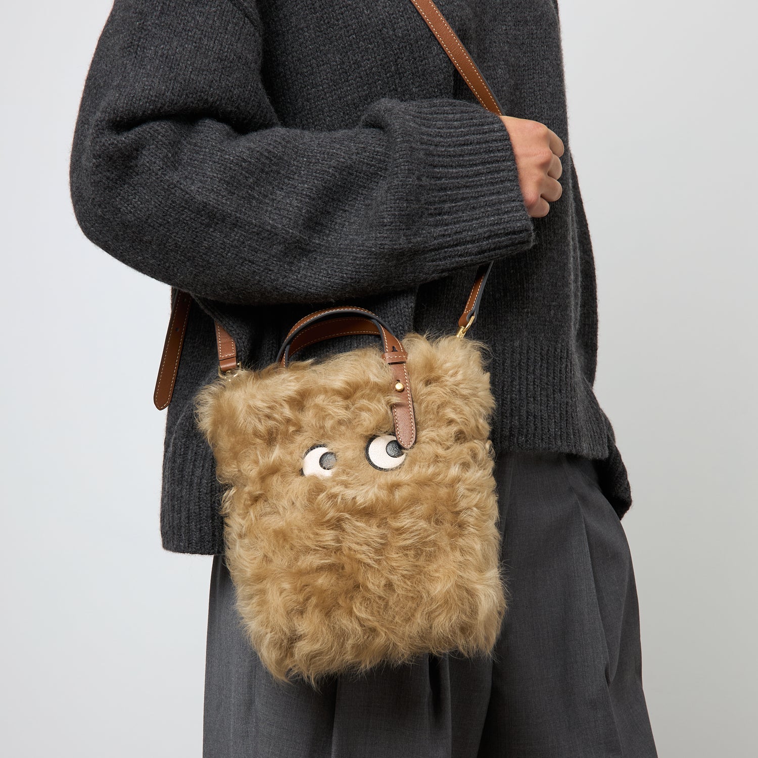 N/S Mini Eyes Shearling Tote -

          
            Shearling/Smooth Leather in Taupe -
          

          Anya Hindmarch EU
