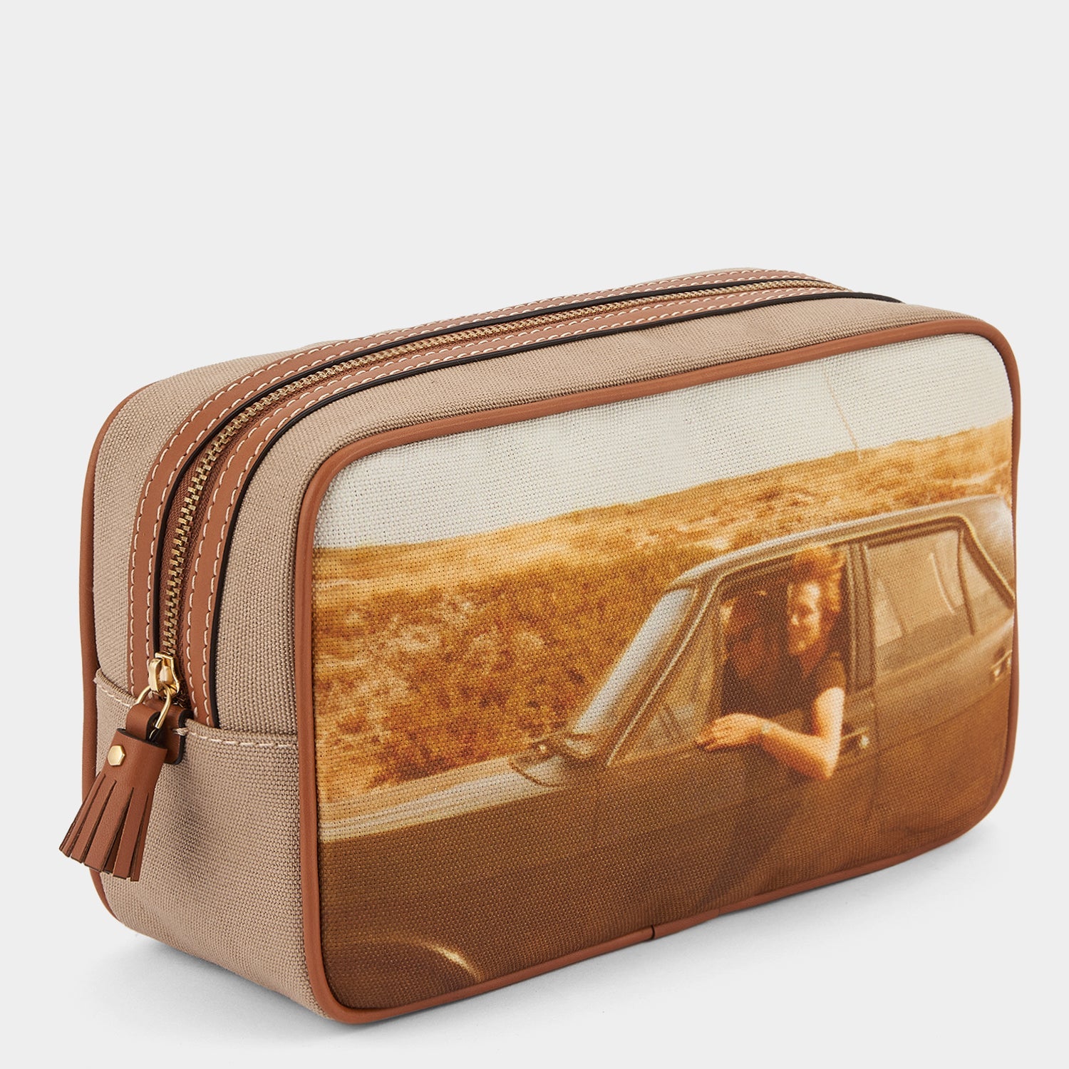 Be A Bag Large Wash bag -

          
            Recyled Canvas in Tan -
          

          Anya Hindmarch EU
