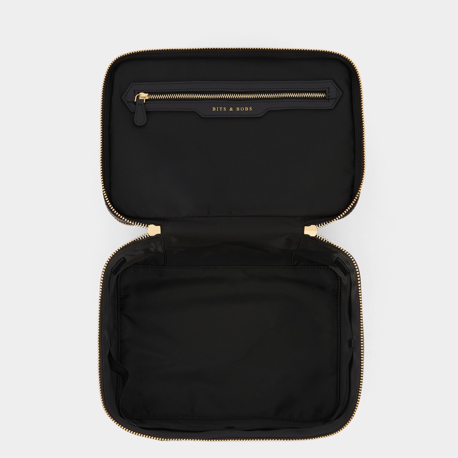 Logo Vanity Kit -

          
            Jacquard Nylon in Black -
          

          Anya Hindmarch EU
