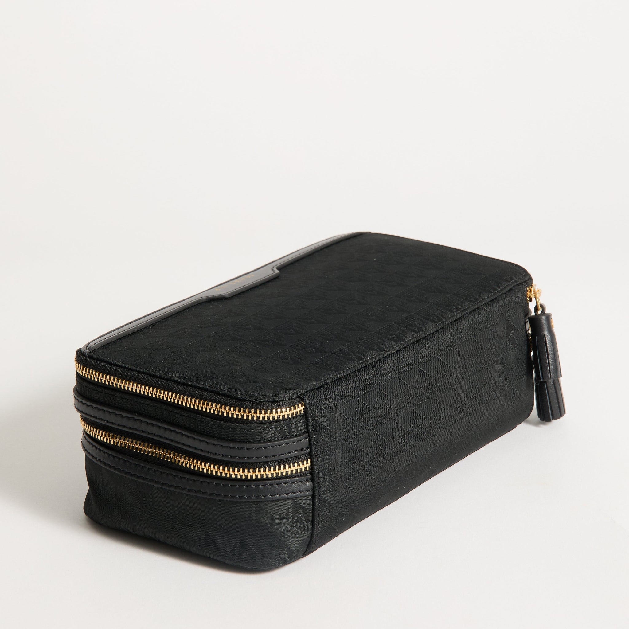 Logo Make-Up Pouch -

          
            Jacquard Nylon in Black -
          

          Anya Hindmarch EU
