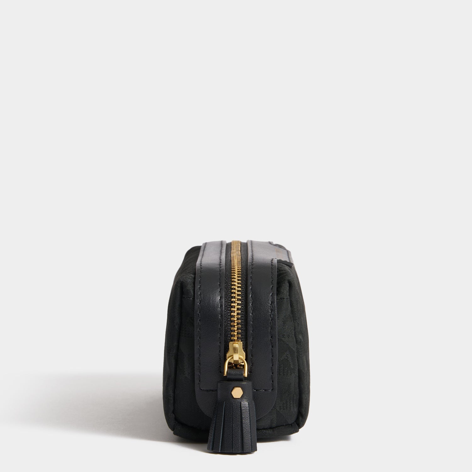 Logo Girlie Stuff Pouch -

          
            Jacquard Nylon in Black -
          

          Anya Hindmarch EU
