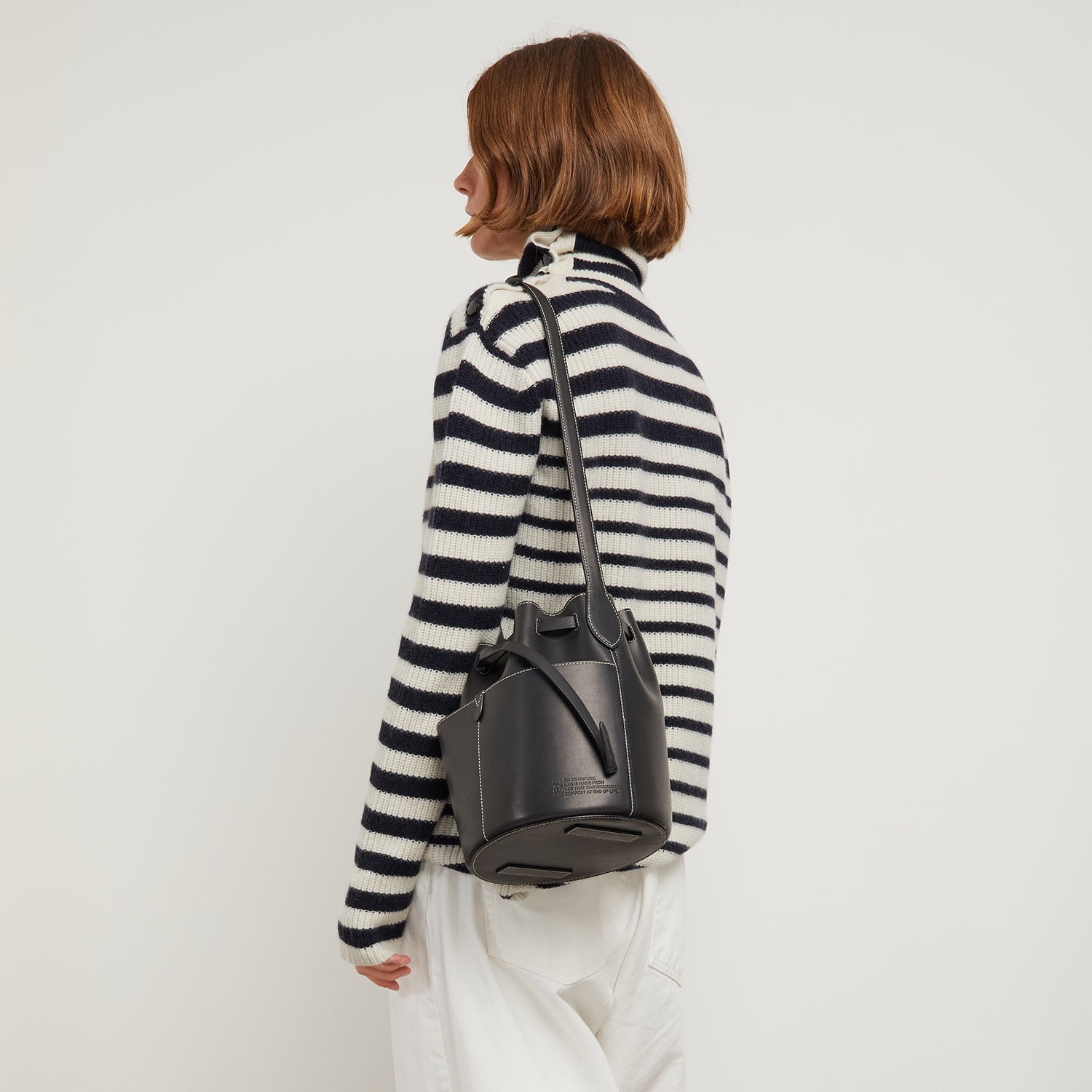 Return to Nature Small Bucket Bag -

                  
                    Compostable Leather in Black -
                  

                  Anya Hindmarch EU

