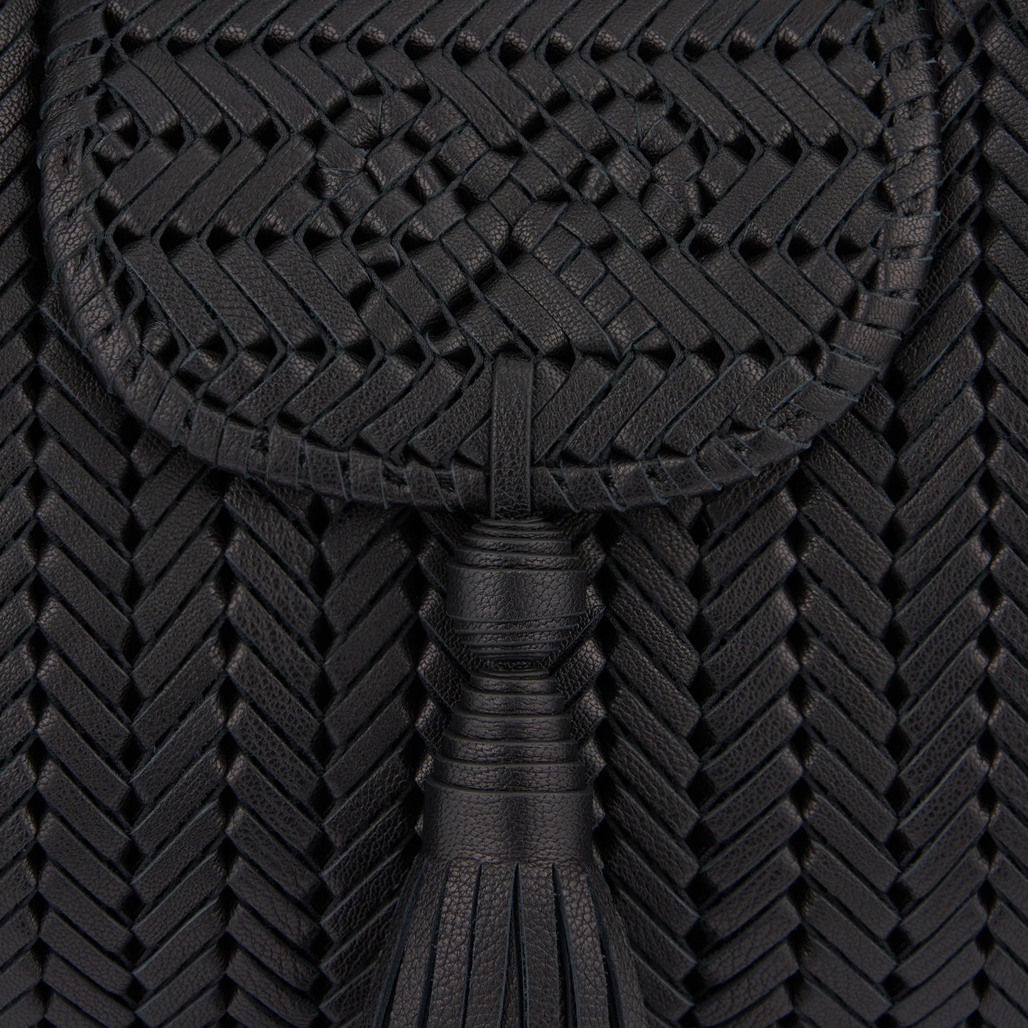 Neeson Tassel Tote -

                  
                    Capra Leather in Black -
                  

                  Anya Hindmarch EU

