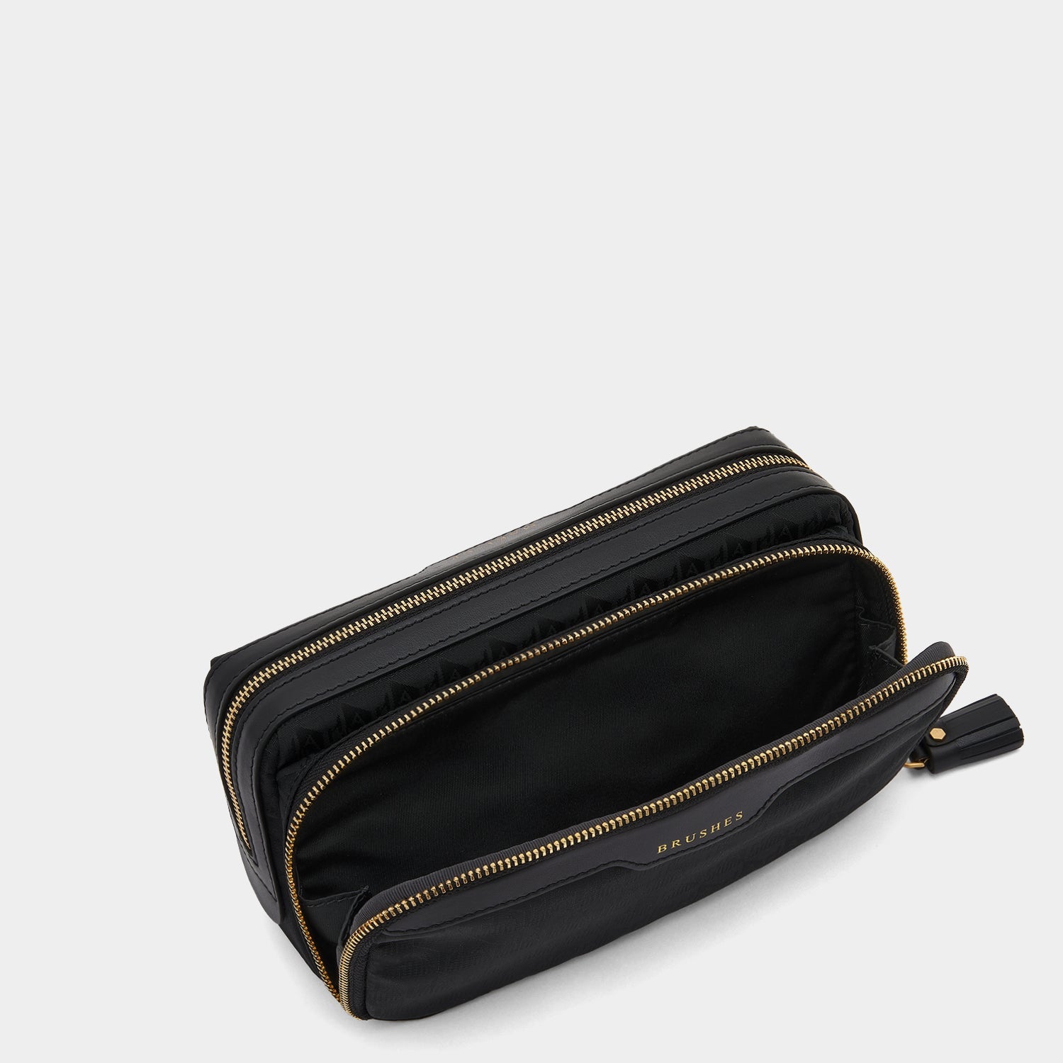 Logo Small Make-Up Pouch -

          
            Jacquard Nylon in Black -
          

          Anya Hindmarch EU
