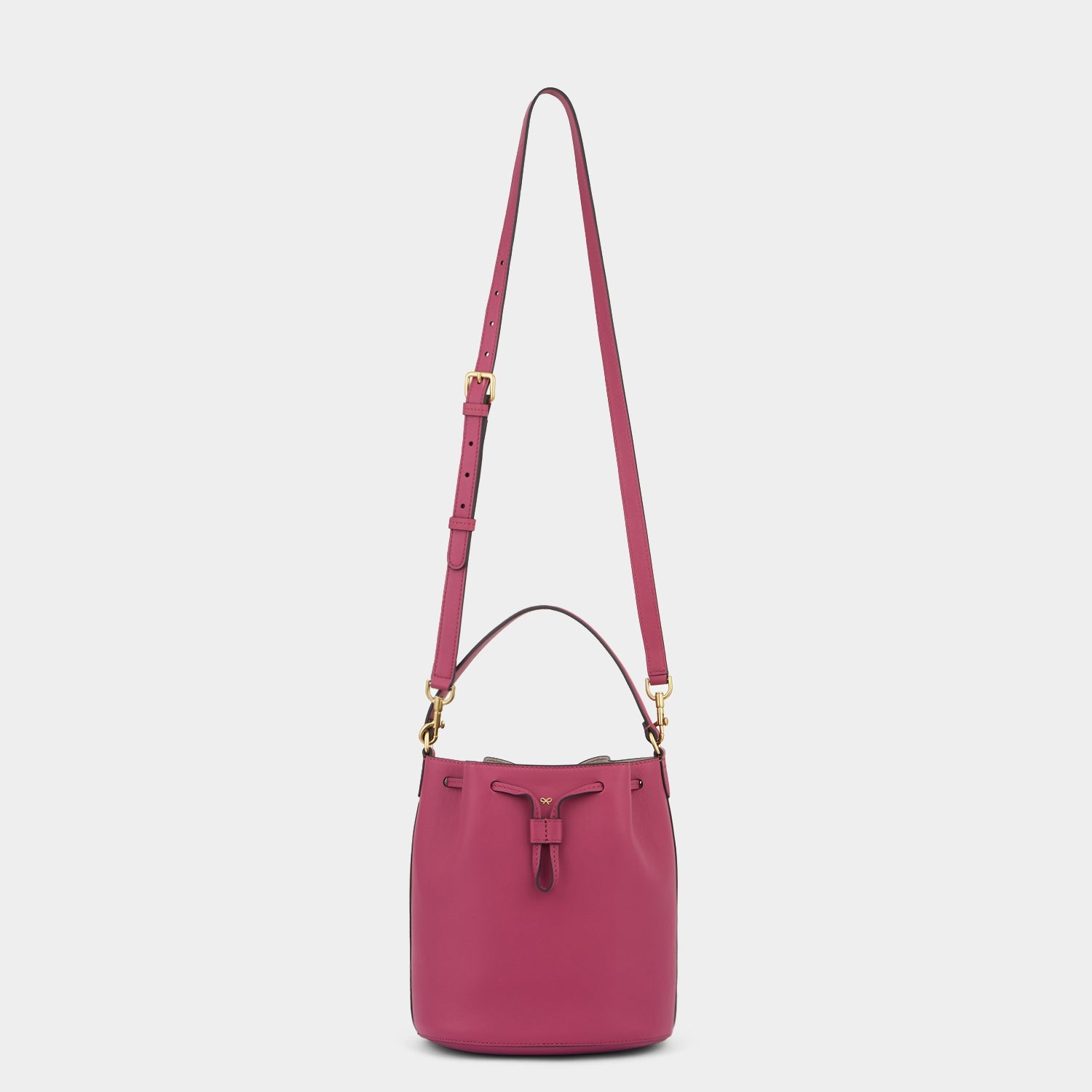 Vaughan Drawstring -

                  
                    Leather in Clay -
                  

                  Anya Hindmarch EU
