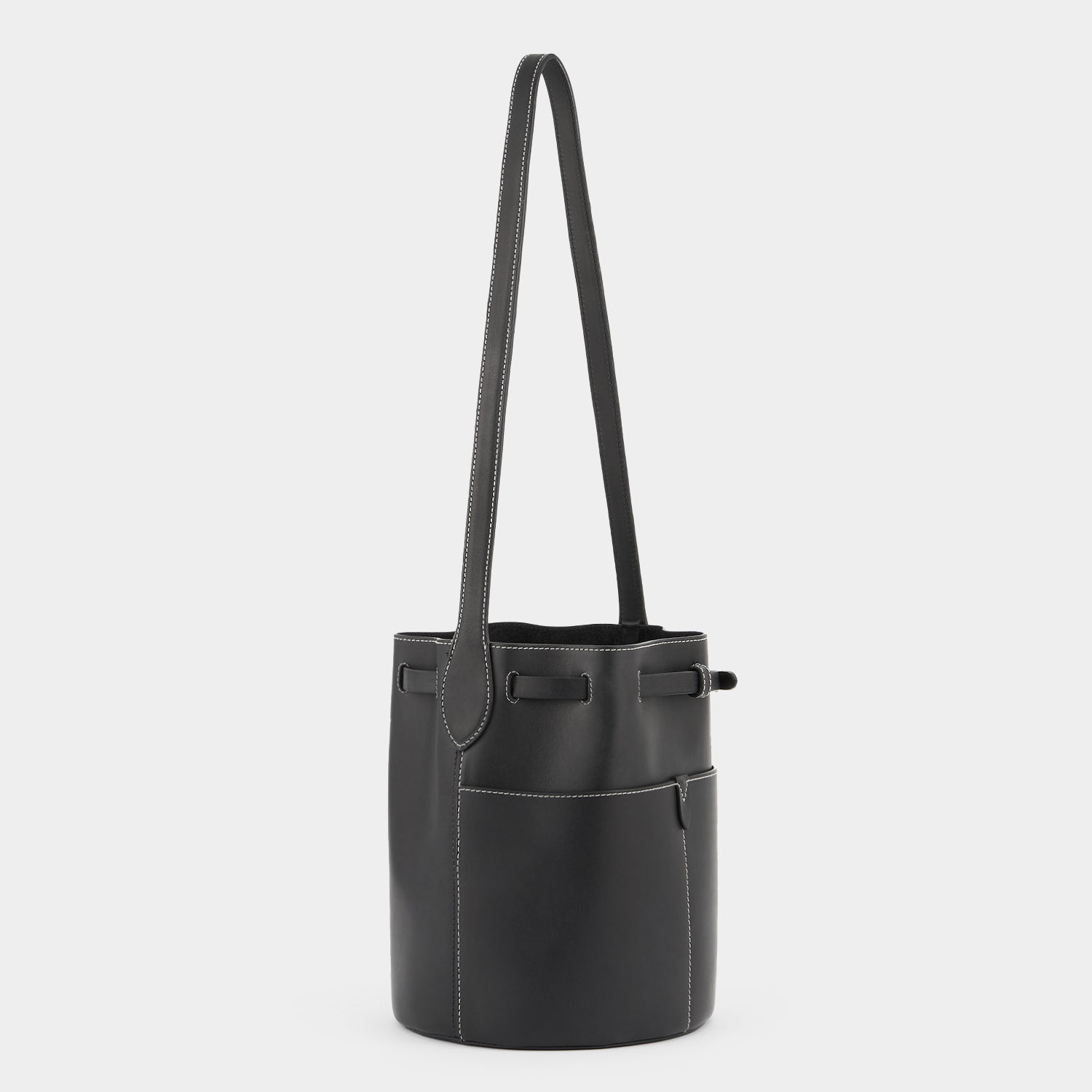 Return to Nature Small Bucket Bag -

                  
                    Compostable Leather in Black -
                  

                  Anya Hindmarch EU
