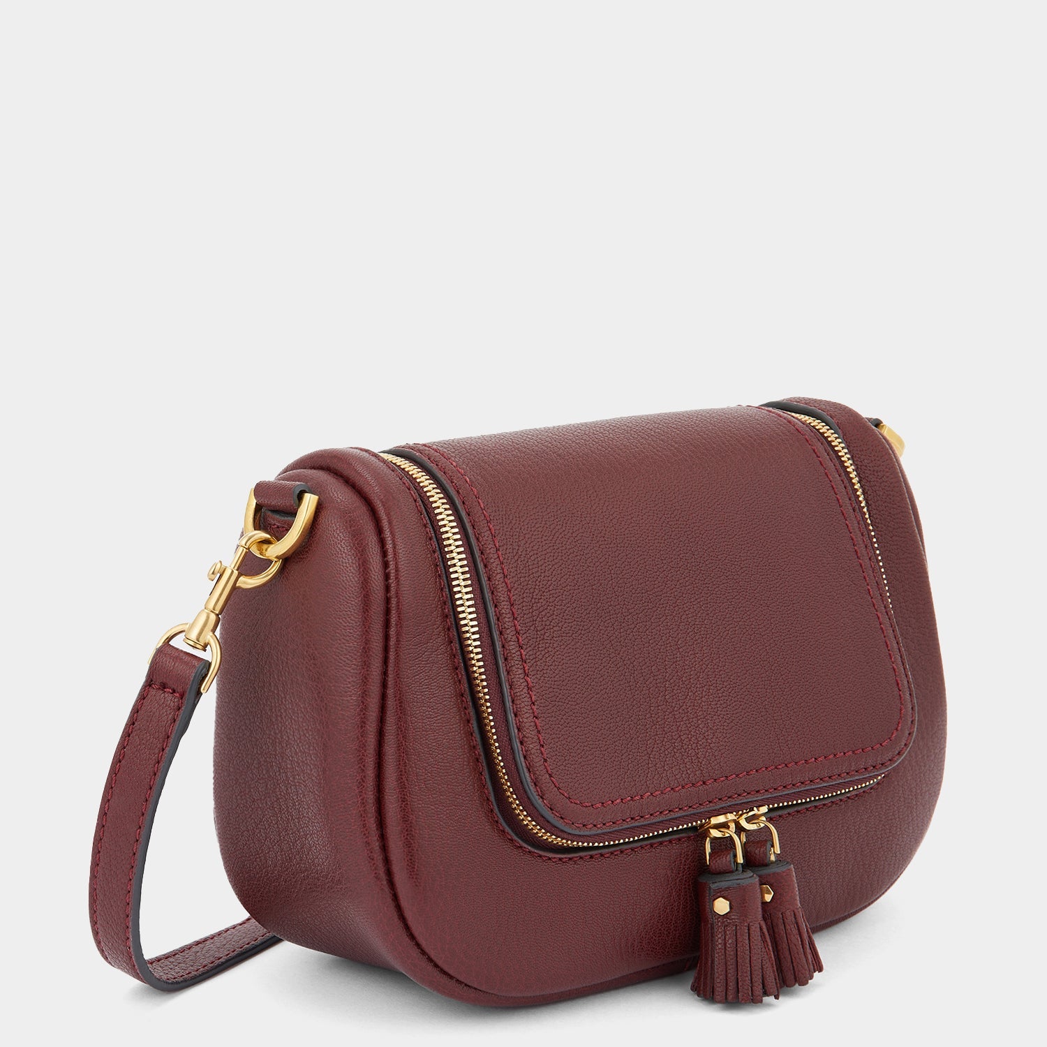 Small Vere Soft Satchel -

                  
                    Grain Leather in Rosewood -
                  

                  Anya Hindmarch EU
