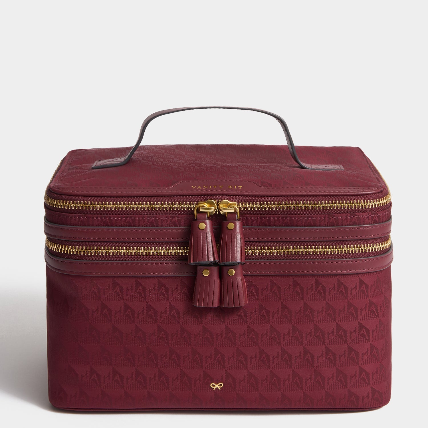 Logo Vanity Kit -

          
            Recycled Nylon in Medium Red -
          

          Anya Hindmarch EU
