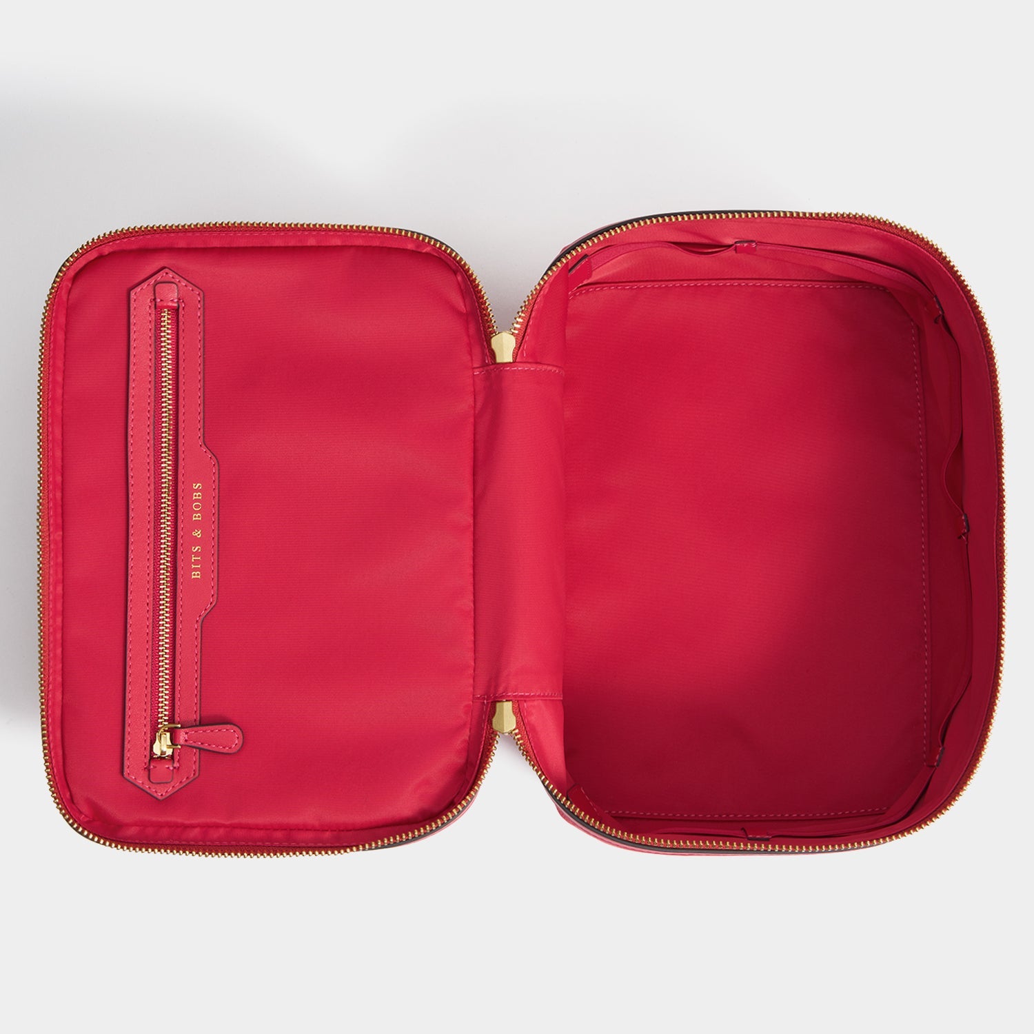 Logo Vanity Kit -

          
            Recycled Nylon in Magenta -
          

          Anya Hindmarch EU
