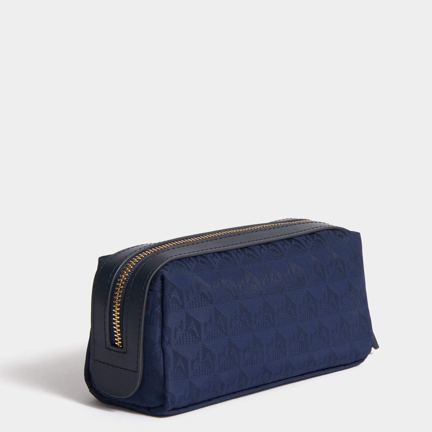 Logo Girlie Stuff Pouch -

          
            Recycled Nylon in New Marine -
          

          Anya Hindmarch EU
