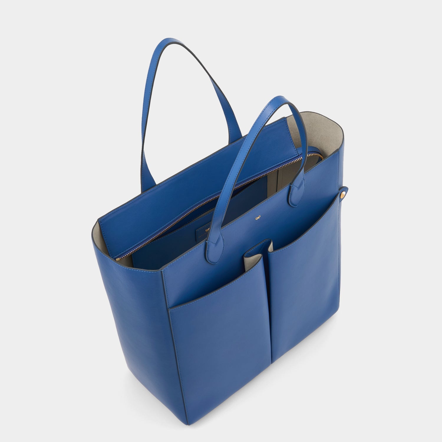 Nevis Tote -

          
            Smooth Leather in Blueberry -
          

          Anya Hindmarch EU
