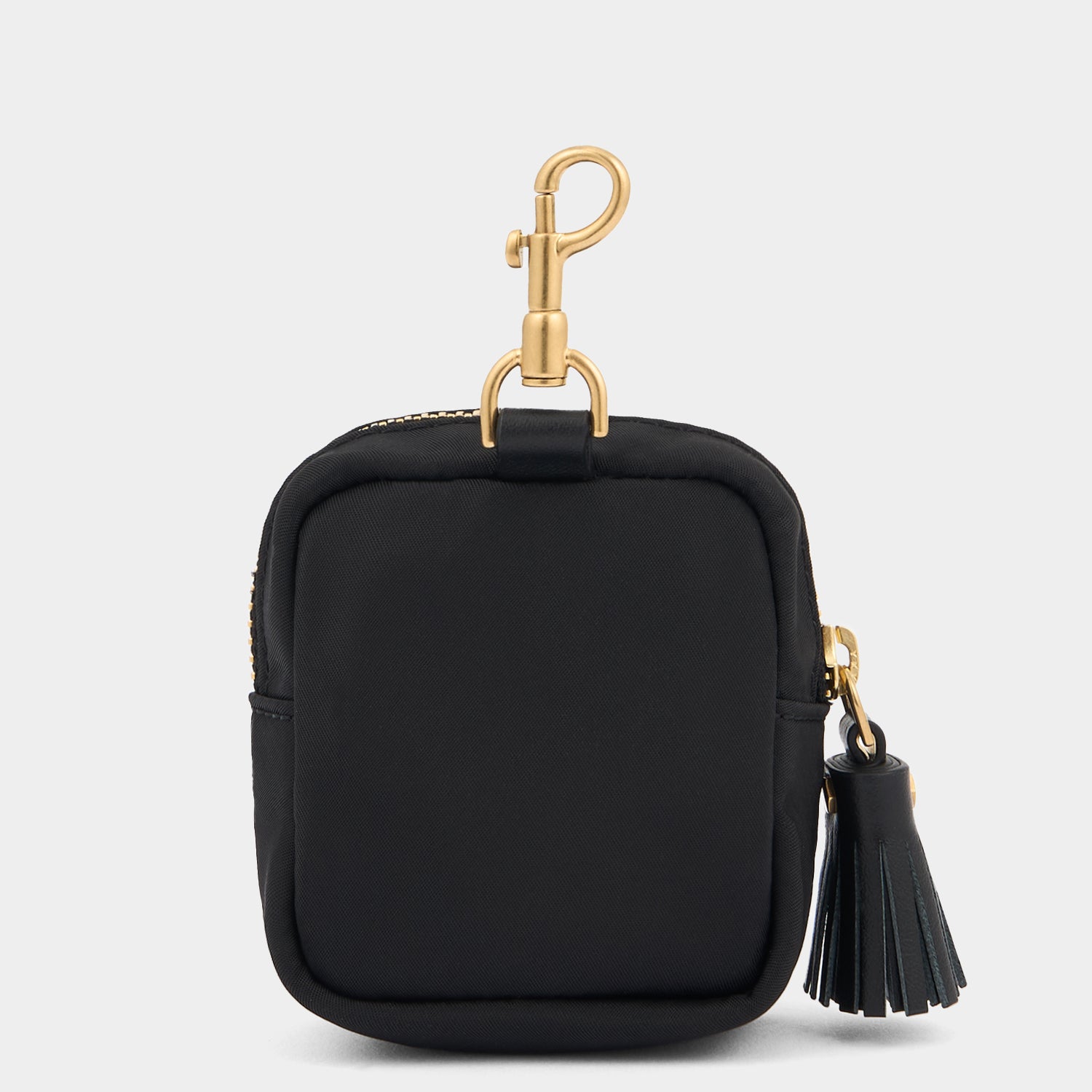 Eyes Ear Phones Travel Pouch -

          
            Regenerated ECONYL® Nylon in Black -
          

          Anya Hindmarch EU
