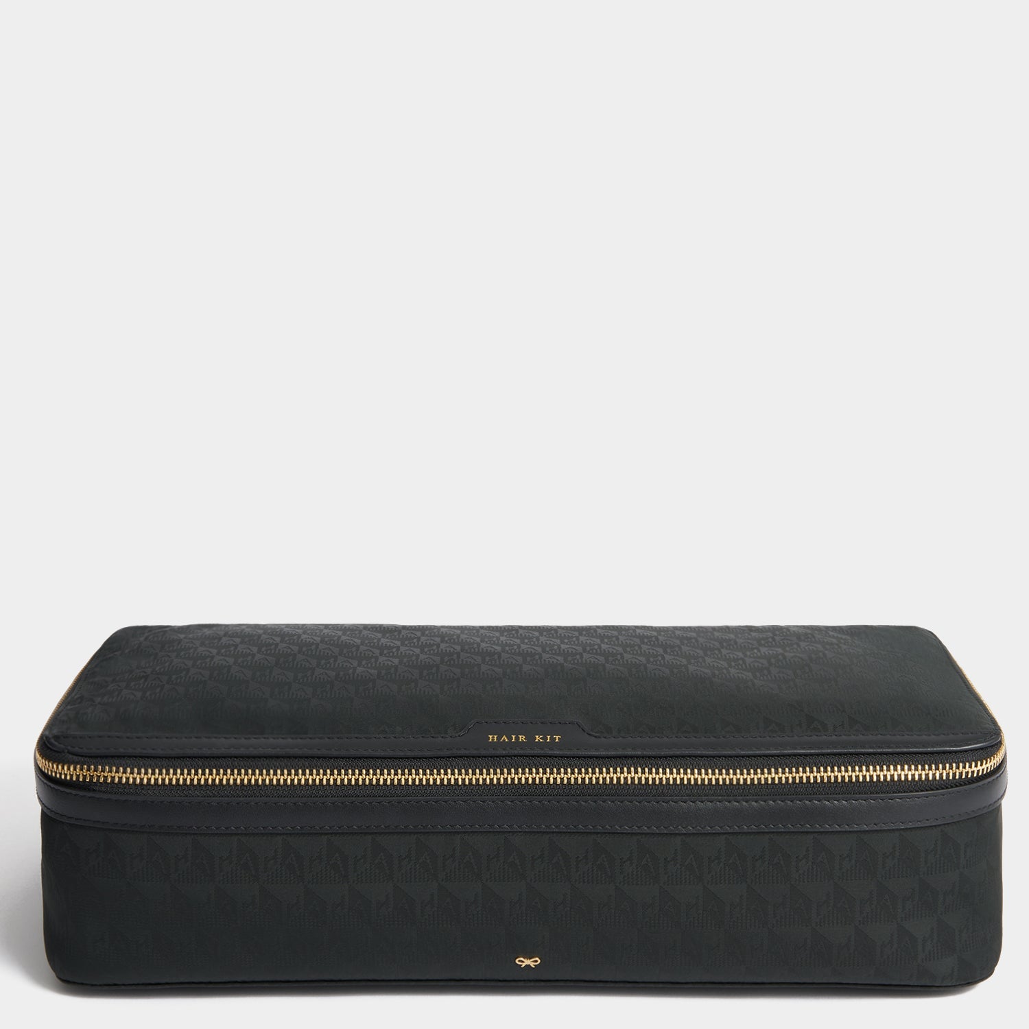 Logo Hair Kit Travel Pouch -

          
            Jacquard Nylon in Black -
          

          Anya Hindmarch EU
