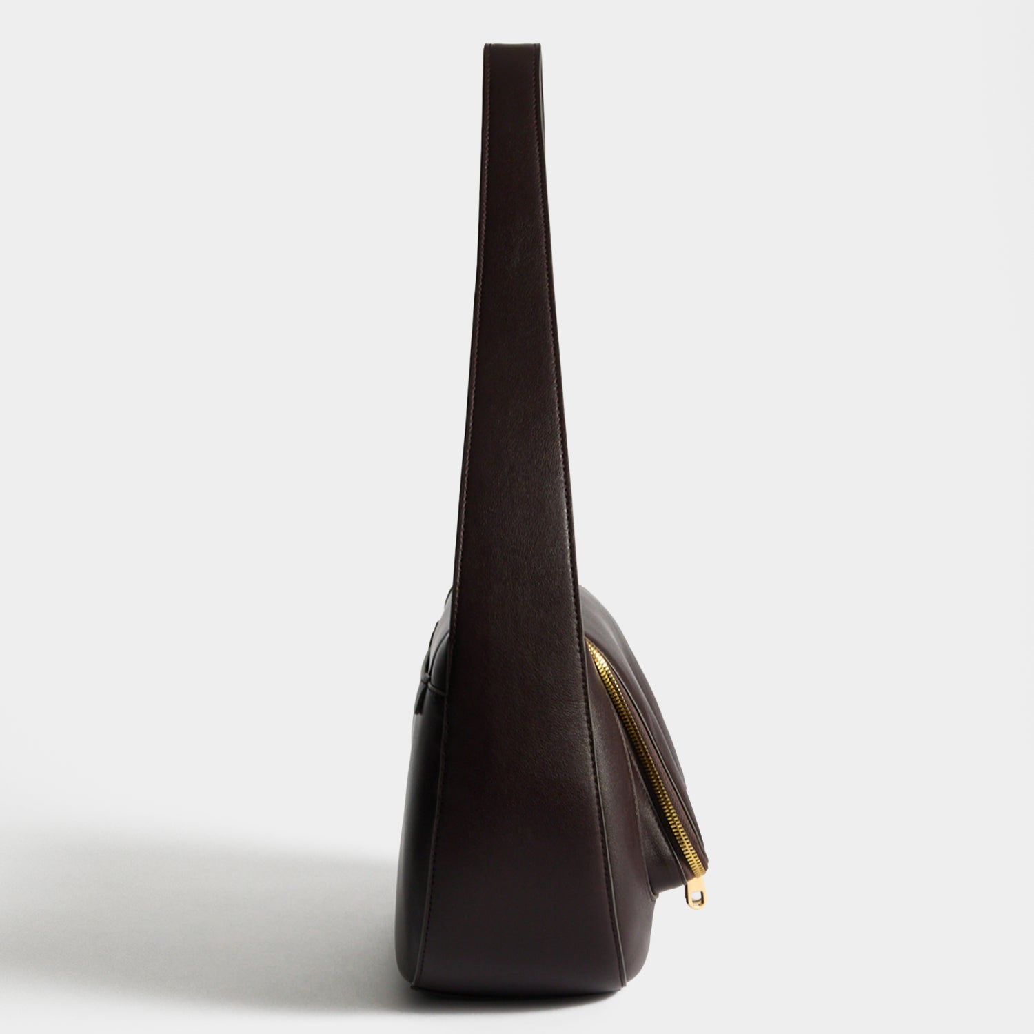 Vere Shoulder Bag -

          
            Calf Leather in Grape -
          

          Anya Hindmarch EU
