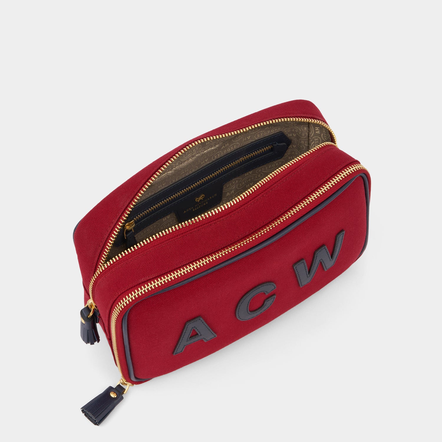 Bespoke Walton Washbag -

          
            Canvas/Smooth Leather in Vampire -
          

          Anya Hindmarch EU
