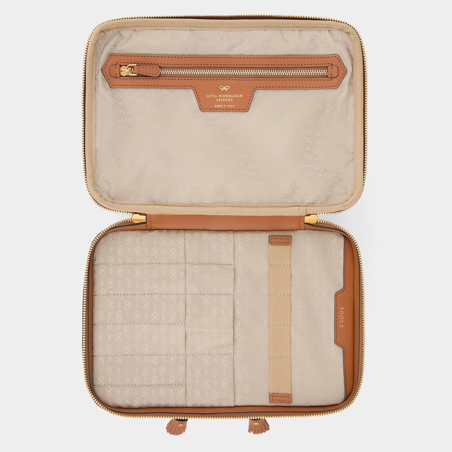 Bespoke Walton Vanity Kit -

          
            Canvas in Natural/Tan -
          

          Anya Hindmarch EU
