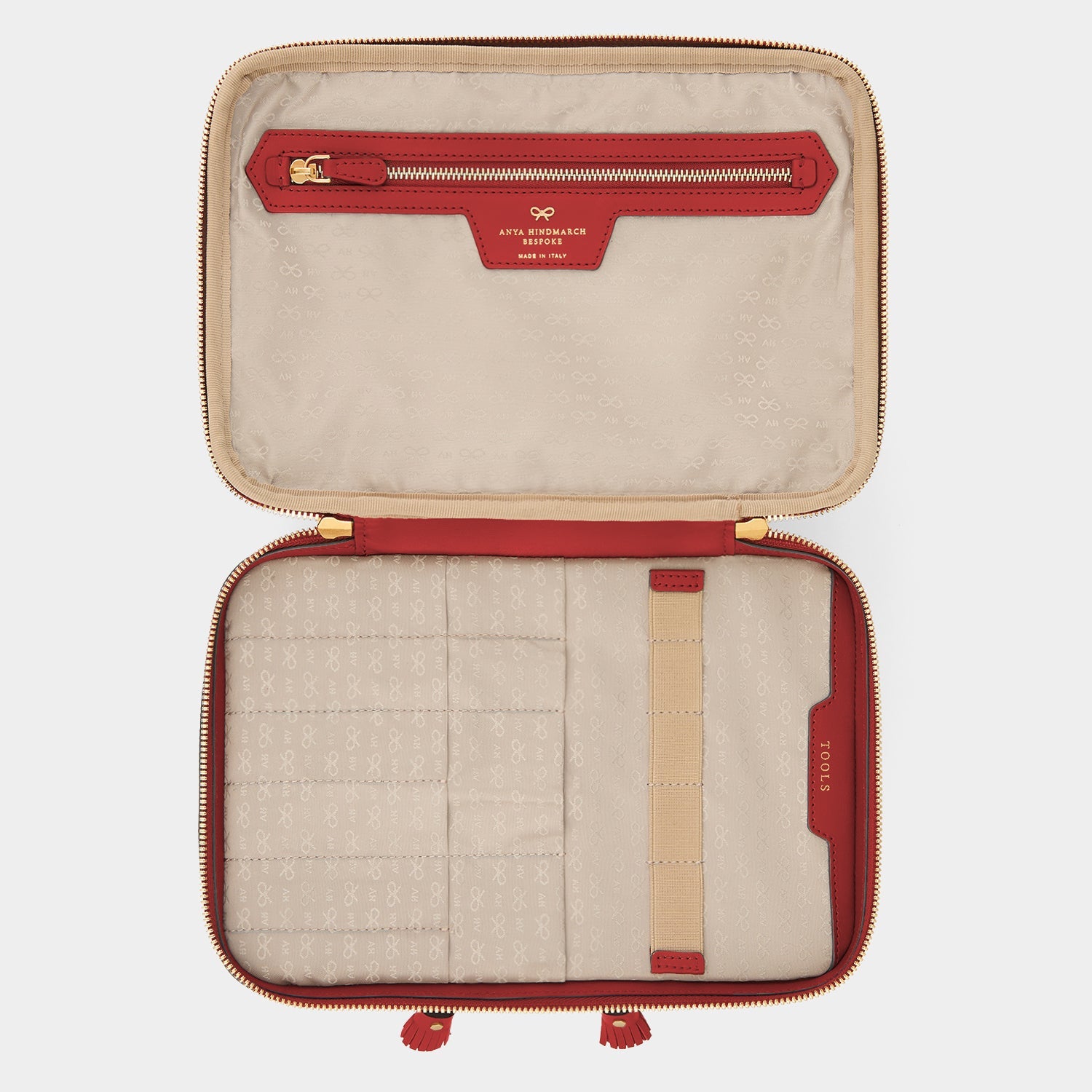 Bespoke Walton Vanity Kit -

          
            Canvas in Natural/Red -
          

          Anya Hindmarch EU
