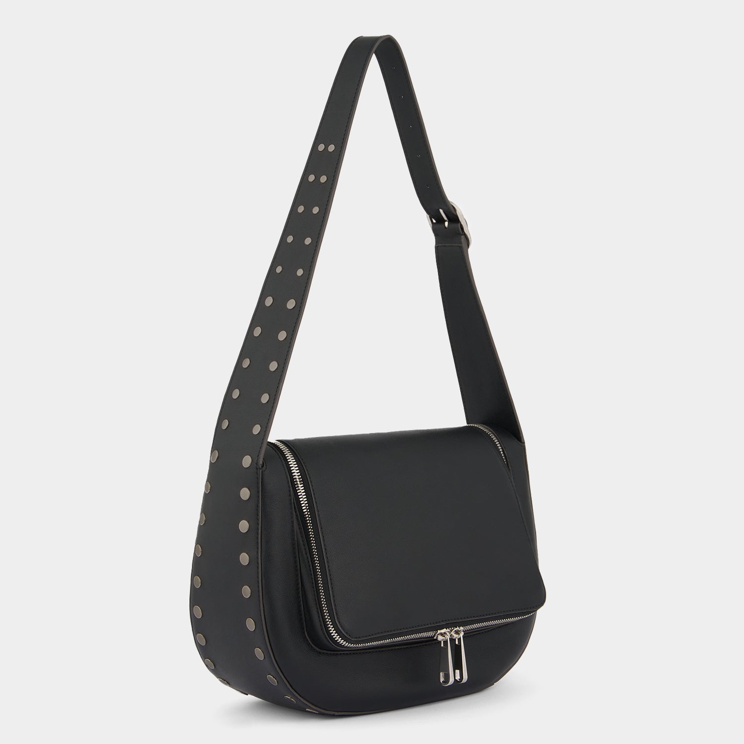 Vere Shoulder Bag with Studs -

          
            Calf Leather in Black -
          

          Anya Hindmarch EU
