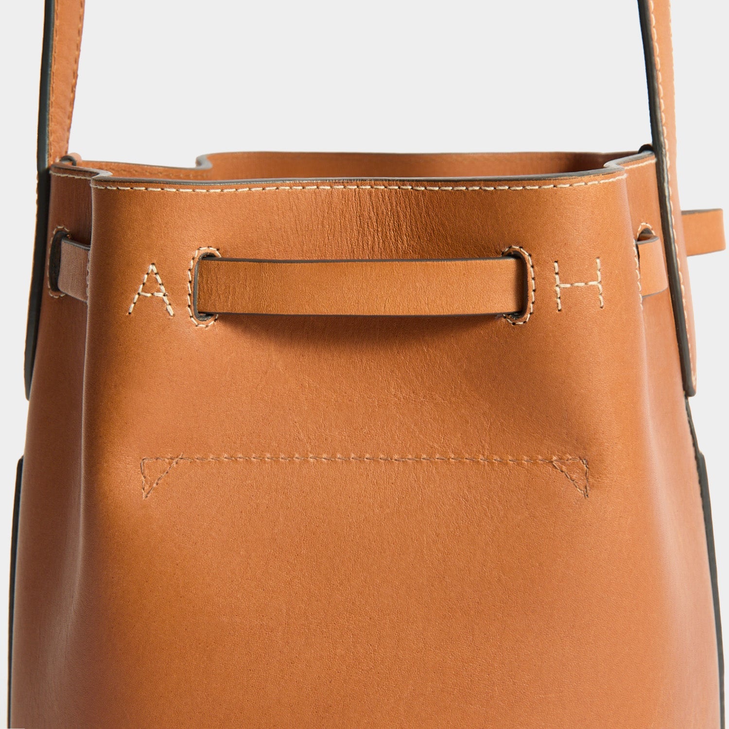 Return To Nature Small Bucket Bag -

          
            Natural Grain Leather in Pecan Brown -
          

          Anya Hindmarch EU
