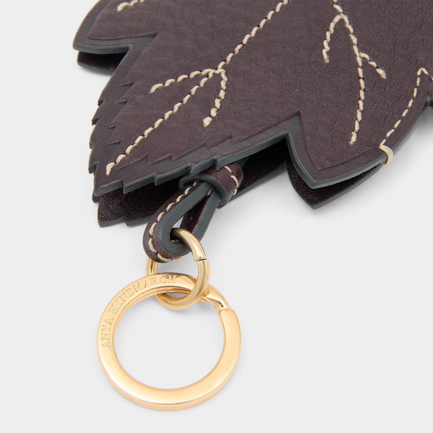 RTN Leaf Key Charm -

          
            Natural Grain Leather in Grape Purple -
          

          Anya Hindmarch EU
