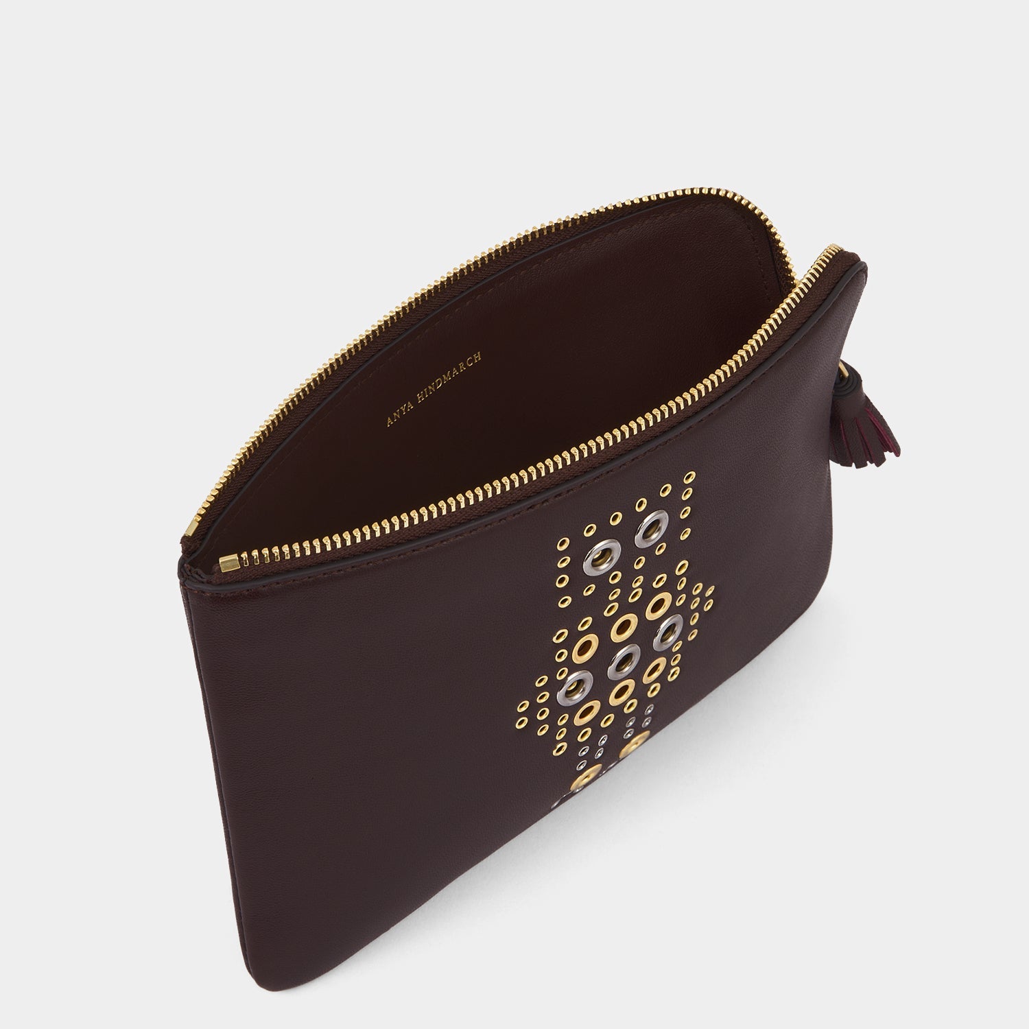 Eyelet Character Zip Loose Pocket -

          
            Smooth Leather in Grape Purple -
          

          Anya Hindmarch EU

