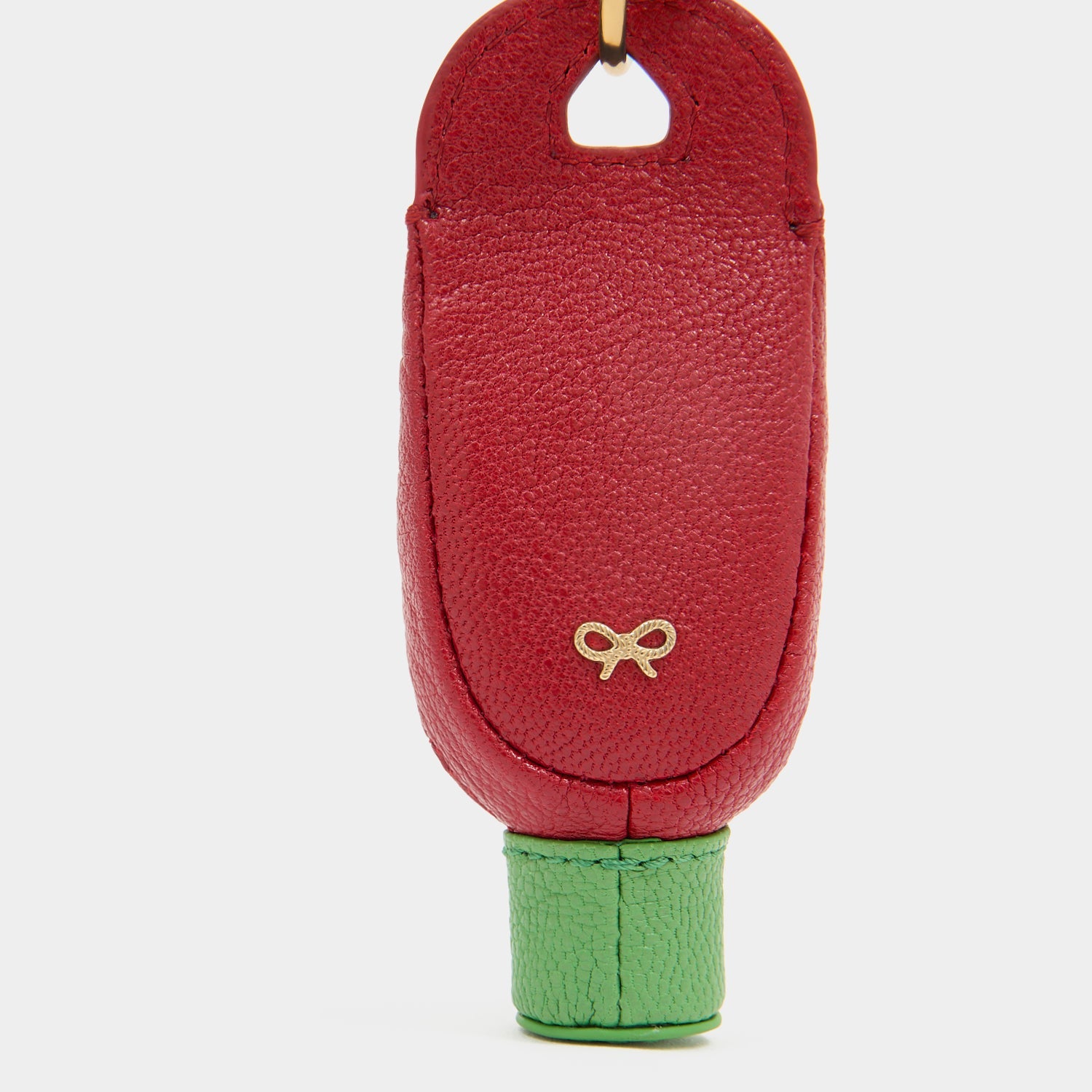 Anya Brands Flying Goose Sriracha Charm -

          
            Smooth Leather in Russet Red -
          

          Anya Hindmarch EU
