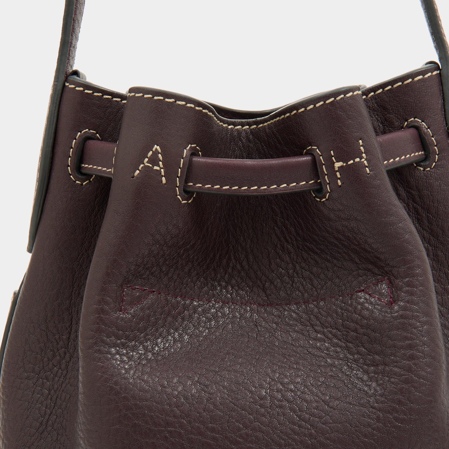 Return to Nature Small Bucket Bag -

          

          Anya Hindmarch EU
