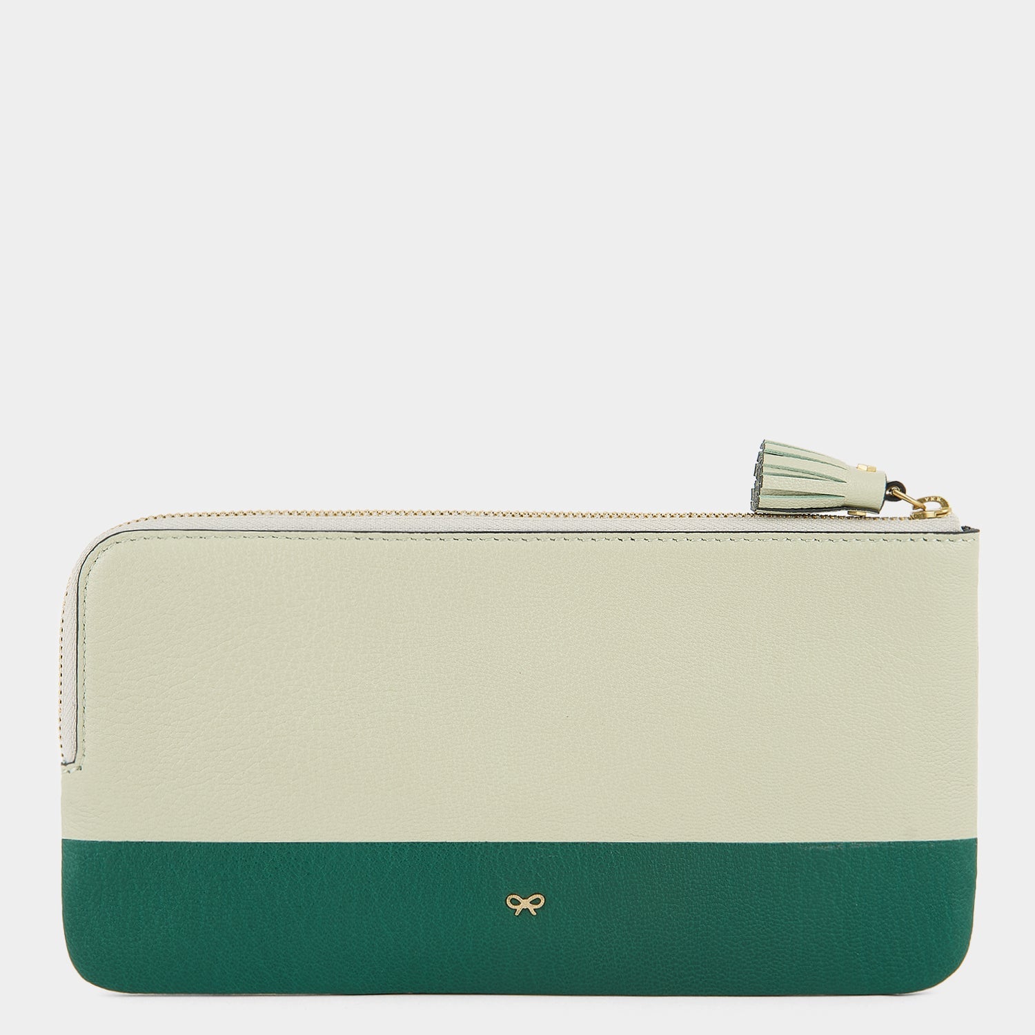 Peanuts Snoopy Zip Loose Pocket -

          
            Capra Leather in Eau De Nil Green -
          

          Anya Hindmarch EU
