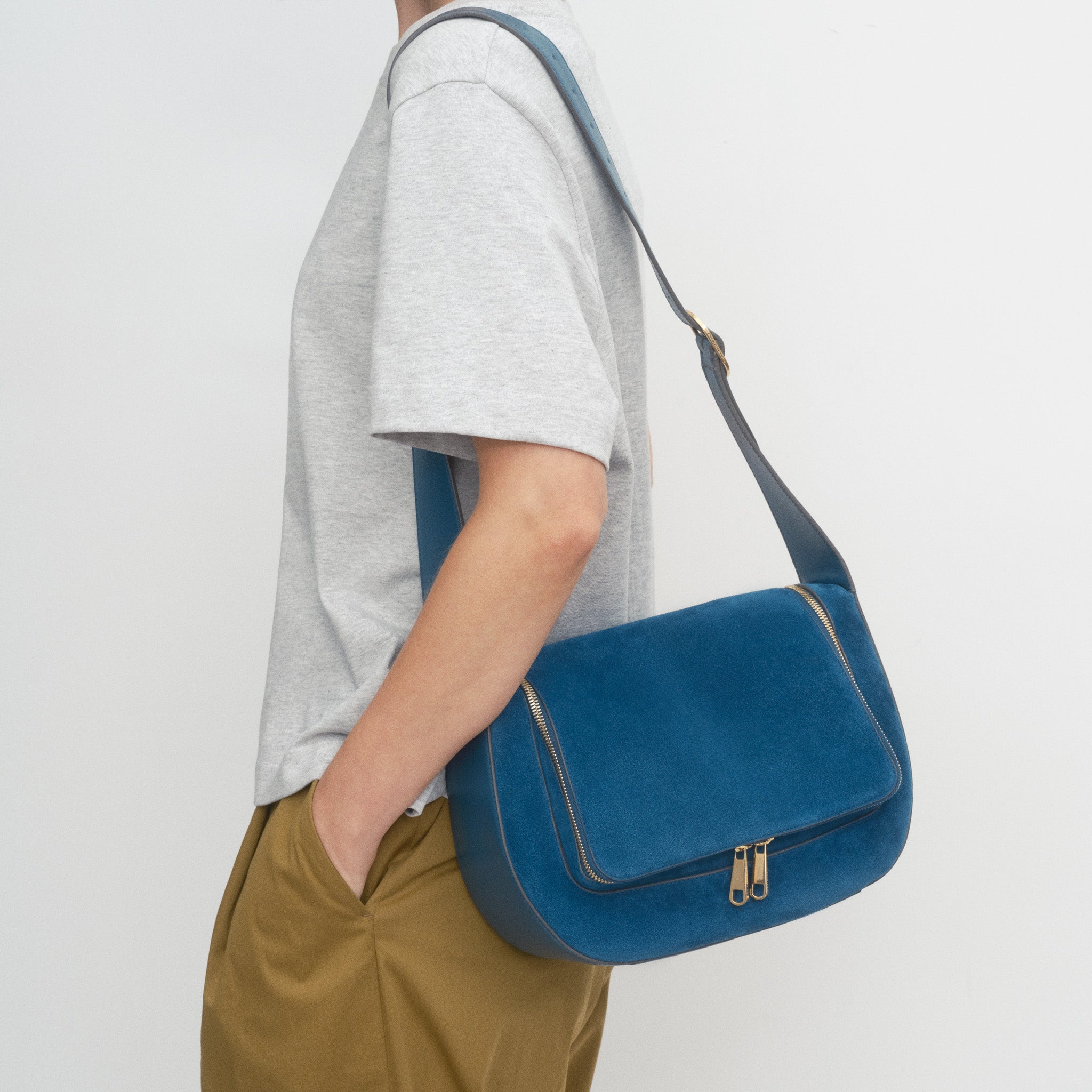 Vere Shoulder Bag