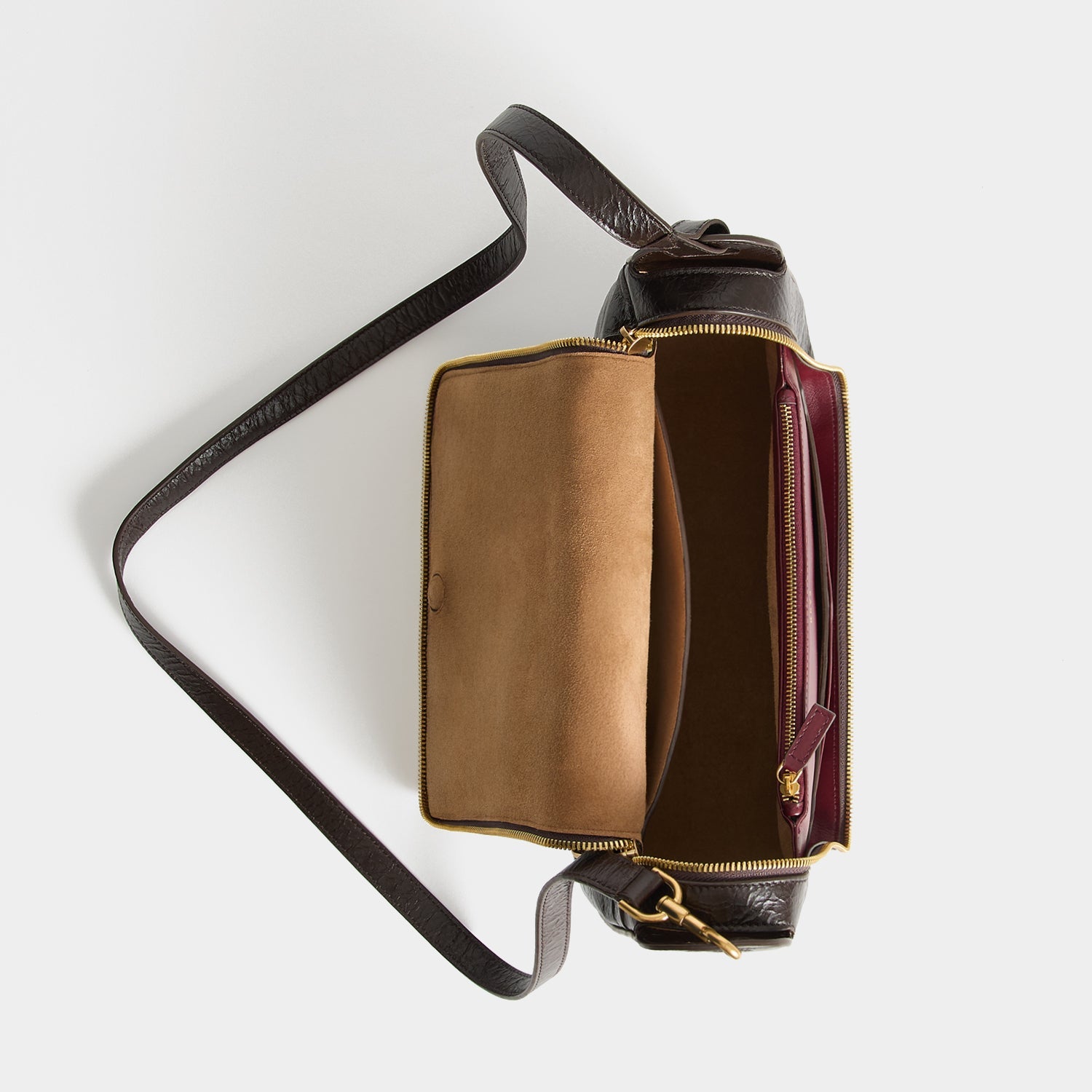 Vere Two-Way Shoulder Bag -

          
            Calf leather in Chocolate brown -
          

          Anya Hindmarch EU

