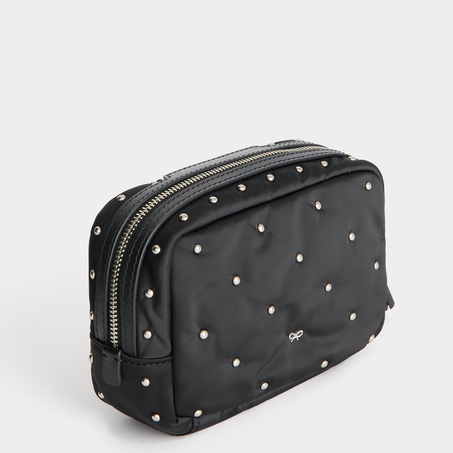 Studs Important Things Pouch -

          
            Recycled Satin/Calf Leather in Black -
          

          Anya Hindmarch EU
