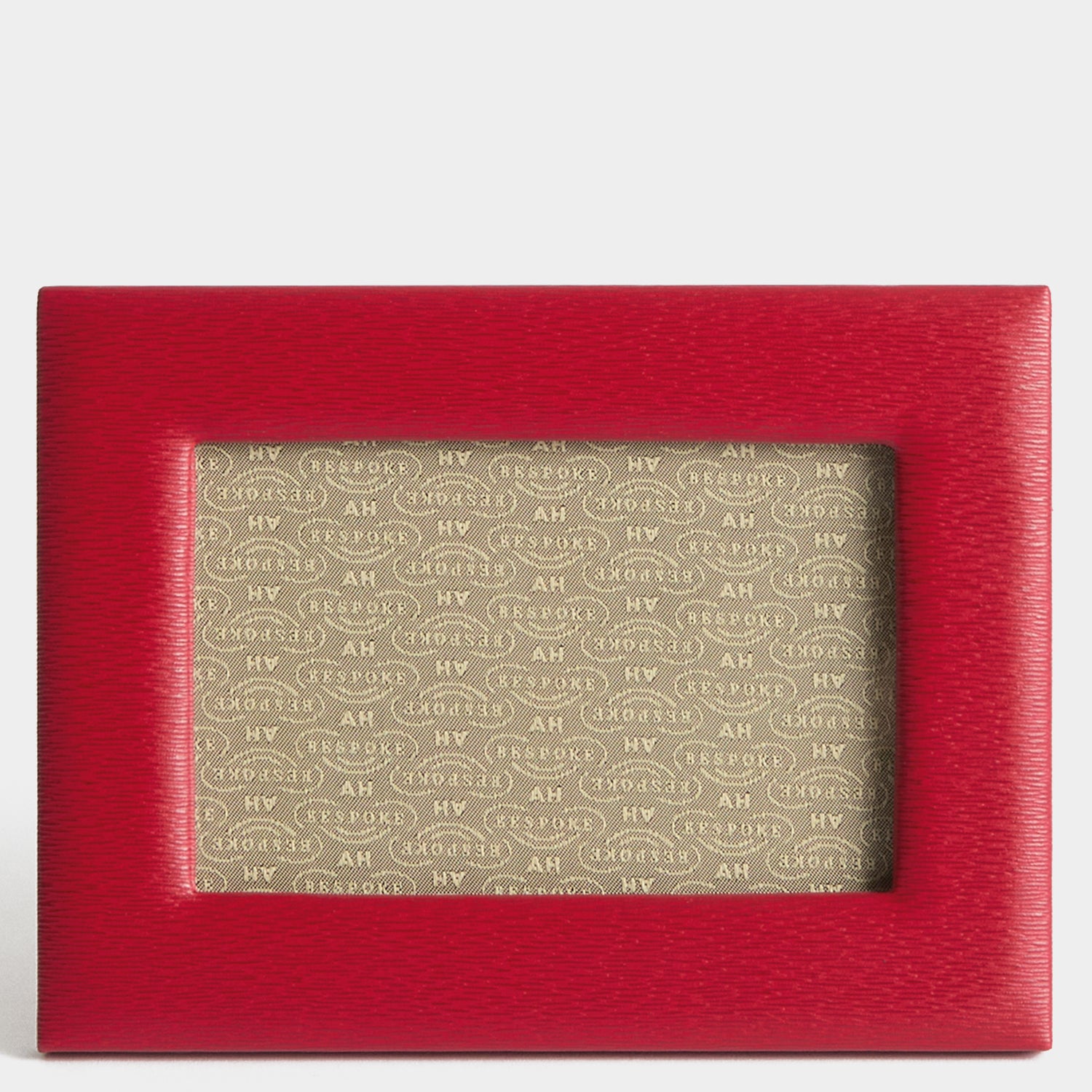 Bespoke Shaftesbury 6x4 Frame -

          
            London Grain in Red -
          

          Anya Hindmarch EU
