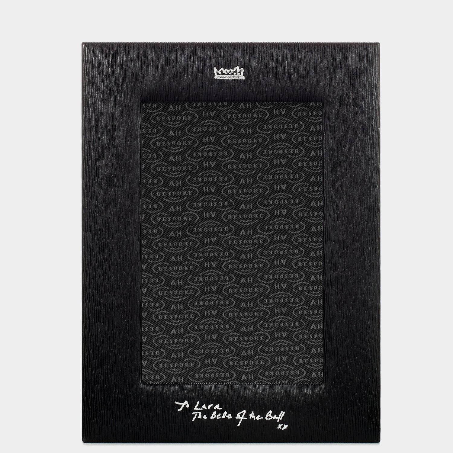 Bespoke Shaftesbury 5x7 Frame -

          
            London Grain in Black -
          

          Anya Hindmarch EU
