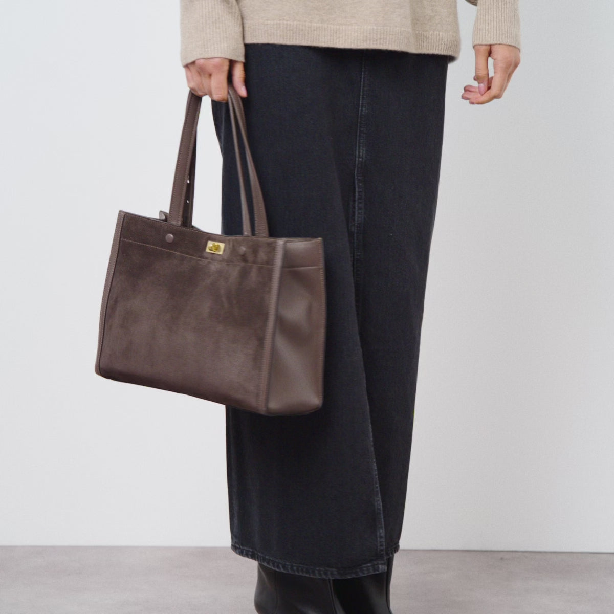 Mortimer Perforated Small Tote -

          
            Smooth Leather in Truffle Brown -
          

          Anya Hindmarch EU
