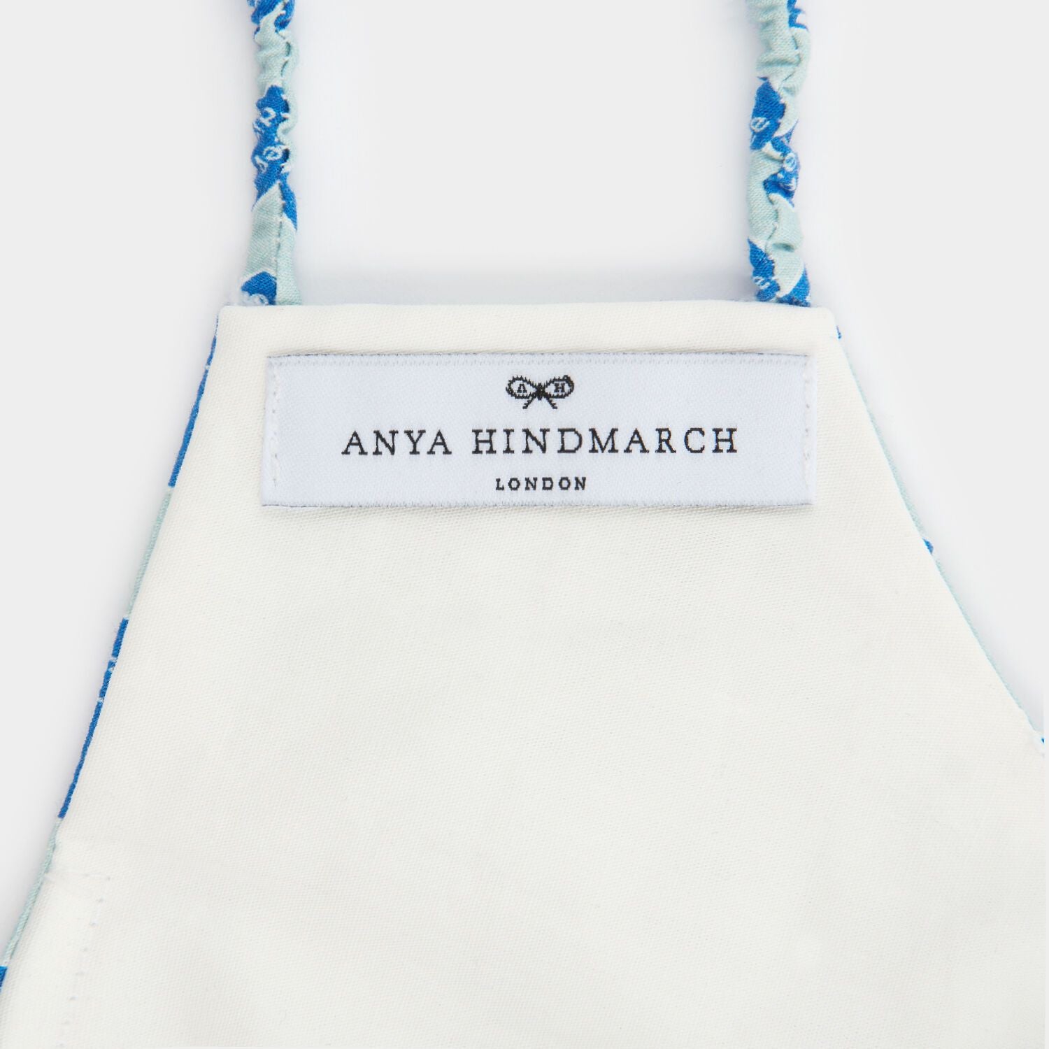 Keep Your Distance Face Mask -

                  
                    Cotton in Pale Blue -
                  

                  Anya Hindmarch EU
