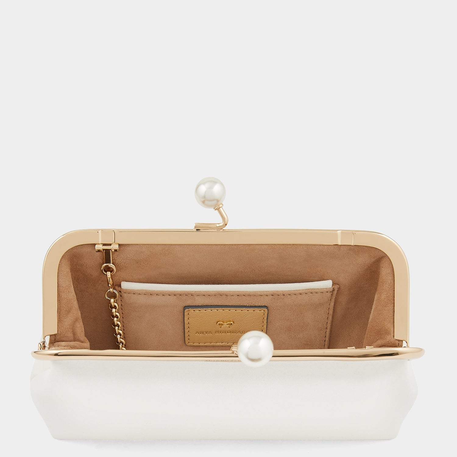 Pearls Maud Clutch -

                  
                    Recycled Satin in Ivory -
                  

                  Anya Hindmarch EU
