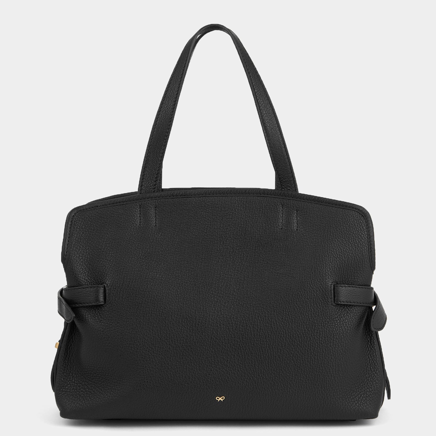 Wilson Shoulder Bag -

                  
                    Grain Leather in Black -
                  

                  Anya Hindmarch EU
