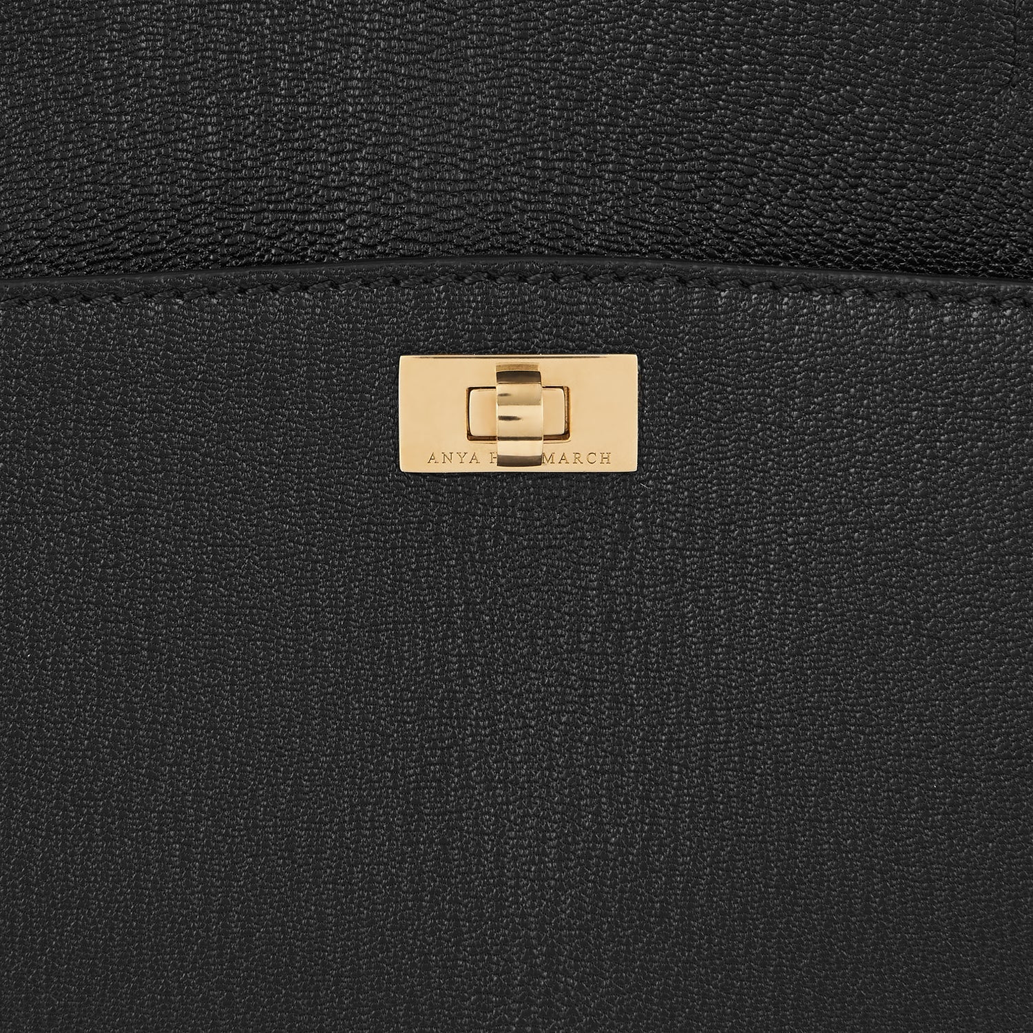 Wilson Shoulder Bag -

                  
                    Grain Leather in Black -
                  

                  Anya Hindmarch EU
